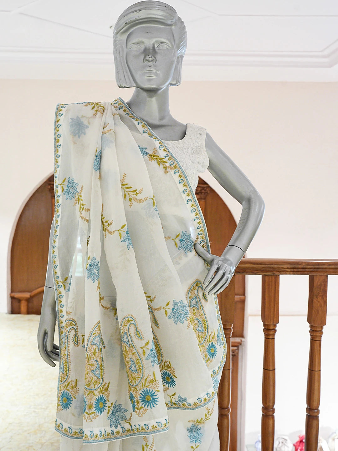 Ada Hand Embroidered White Organza Lucknowi Chikankari Saree and Blouse 01A620355