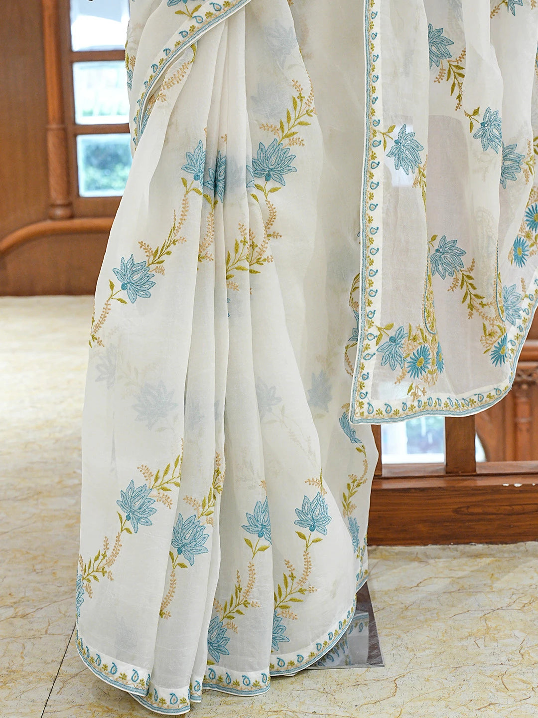Ada Hand Embroidered White Organza Lucknowi Chikankari Saree and Blouse 01A620355
