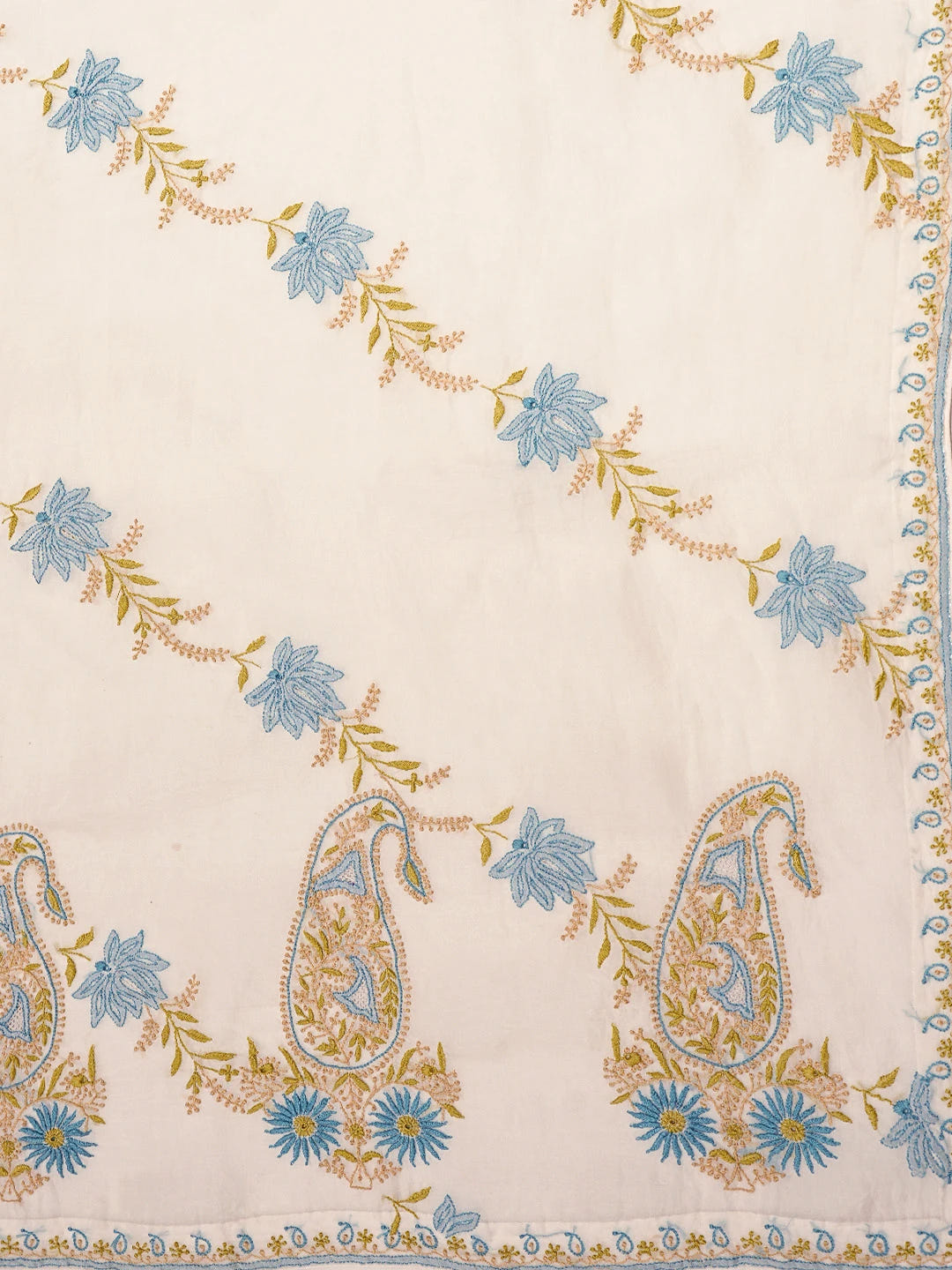 Ada Hand Embroidered White Organza Lucknowi Chikankari Saree and Blouse 01A620355