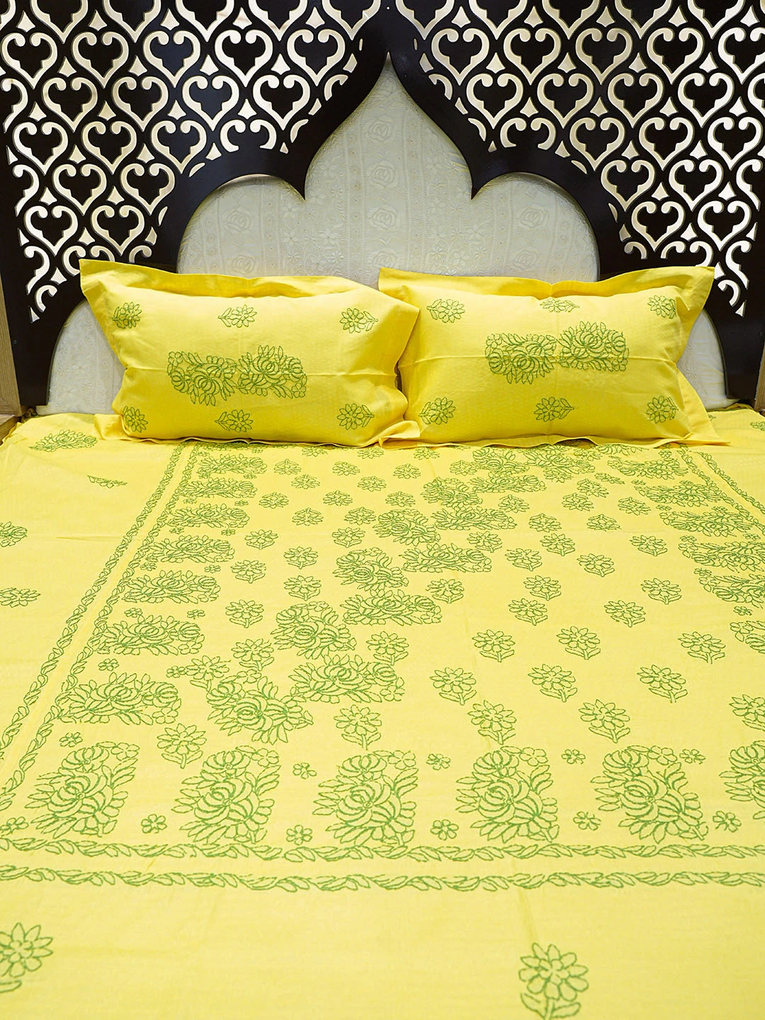 Ada Hand Embroidered Yellow Cotton Lucknowi Chikankari Bed Sheet With Pillow Cover Set 08A503067