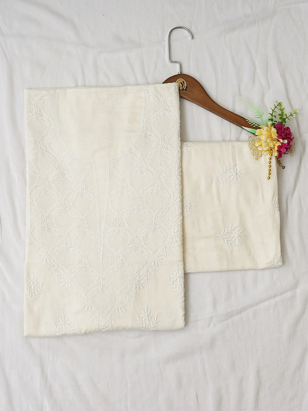 Ada Hand Embroidered White Cotton Lucknowi Chikankari Unstitched Suit Piece 01A817062
