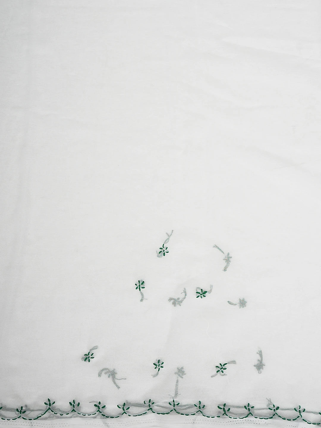 Ada Hand Embroidered Milk White Georgette Lucknowi Chikankari Saree With Blouse 01A853750