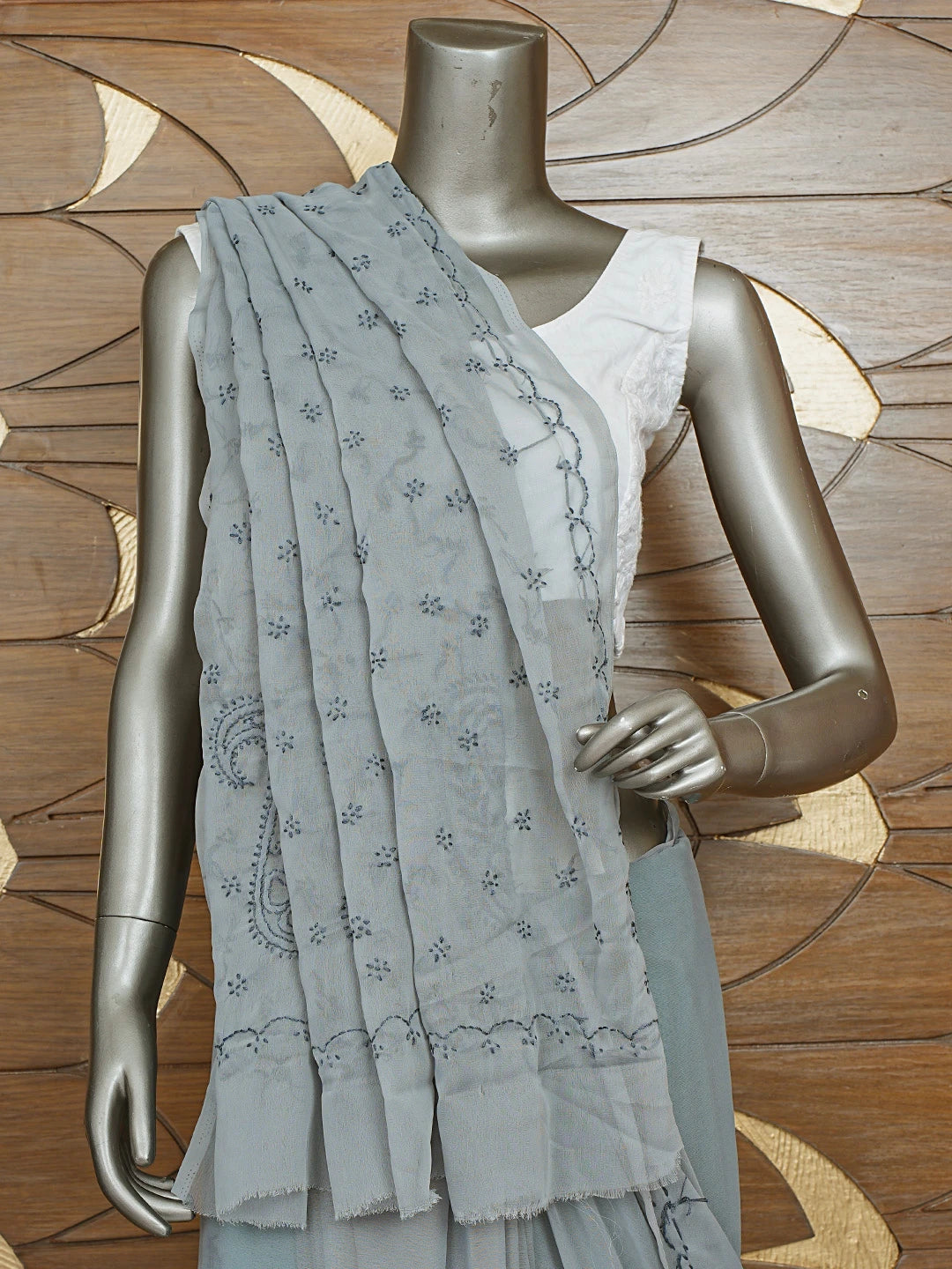 Ada Hand Embroidered Grey Georgette Lucknowi Chikankari Saree With Blouse 01A853721