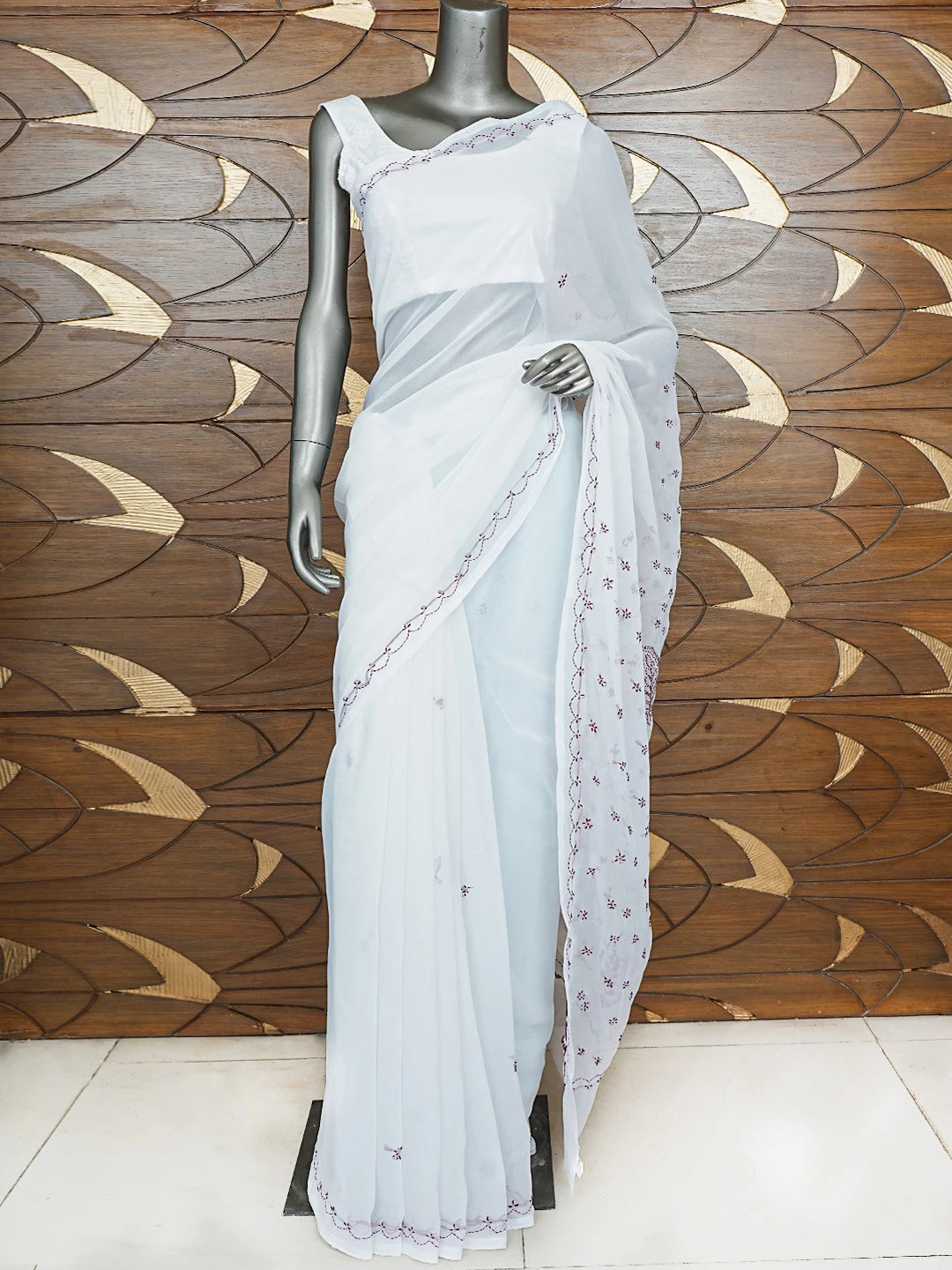 Ada Hand Embroidered White Georgette Lucknowi Chikankari Saree With Blouse 01A853749