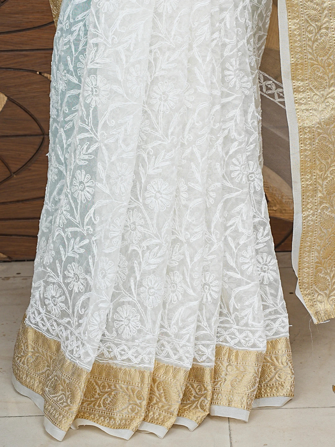 Ada Hand Embroidered White Organza Lucknowi Chikankari Saree and Blouse 01A850697