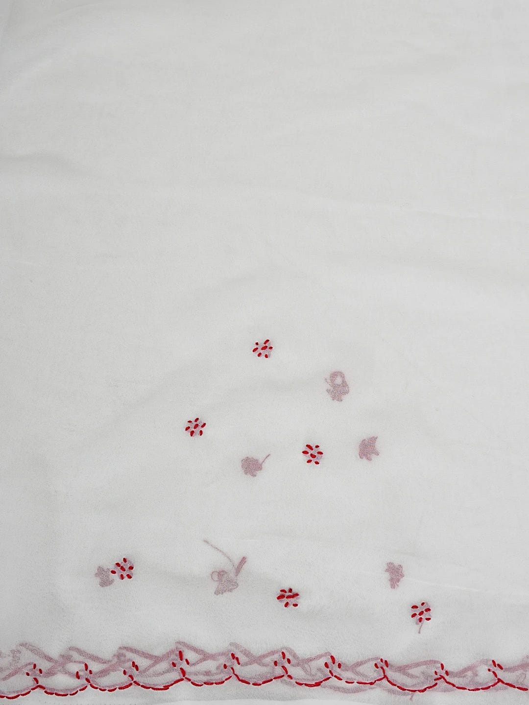 Ada Hand Embroidered White Georgette Lucknowi Chikankari Saree With Blouse 01A853751