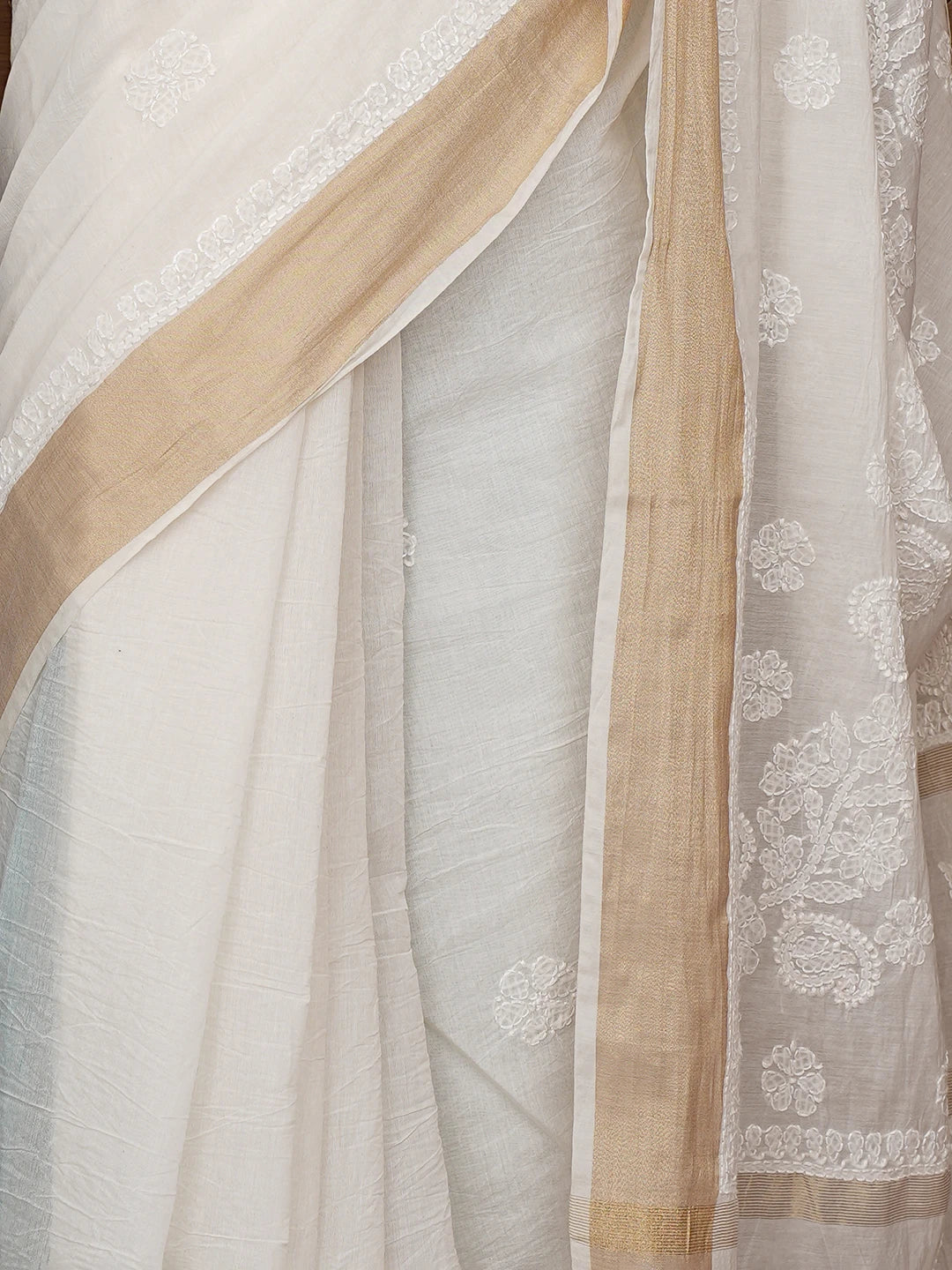 Ada Hand Embroidered White Chanderi Lucknowi Chikankari Saree With Blouse 01A833038