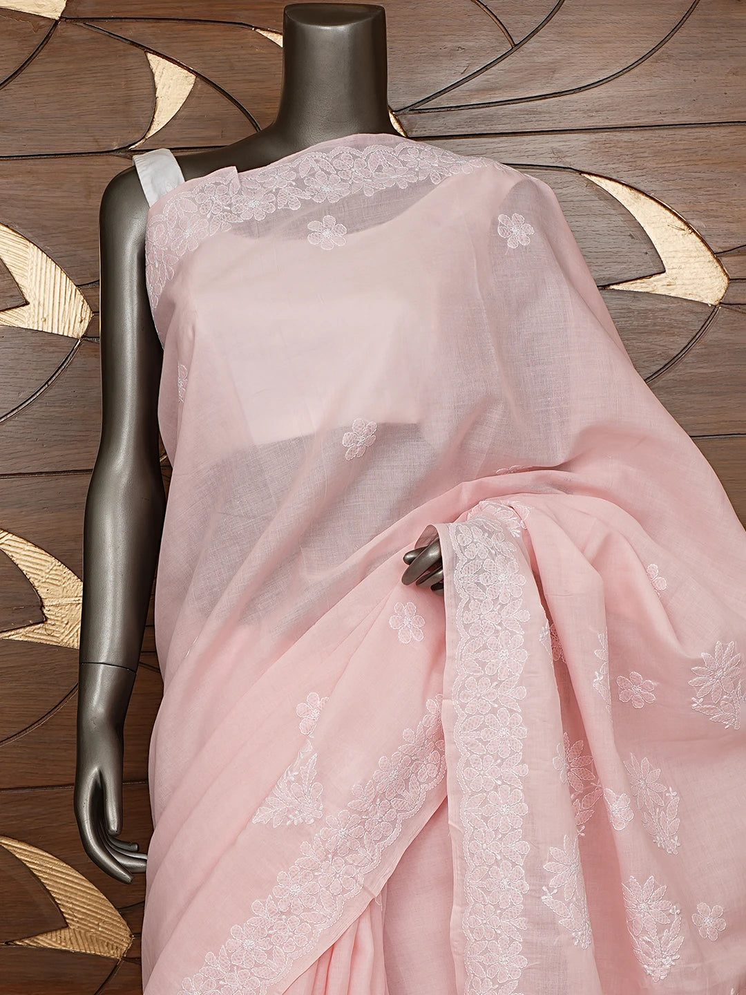 Ada Hand Embroidered Pink Cotton Lucknowi Chikankari Saree With Blouse 01A720748
