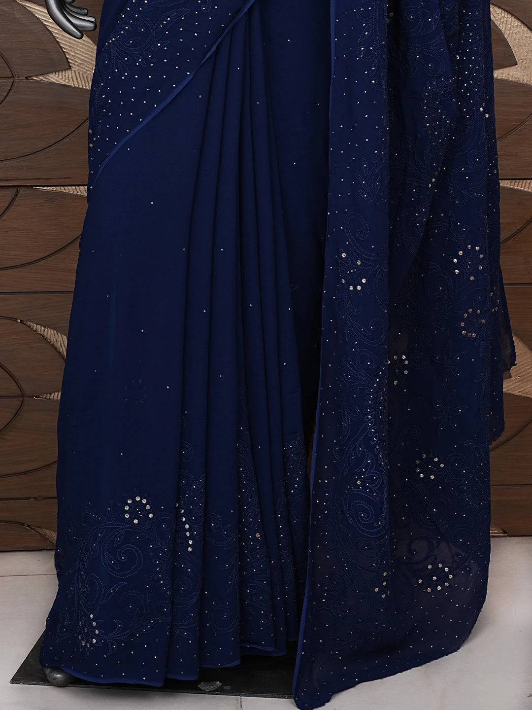 Ada Hand Embroidered Dark Navy Blue Viscose Georgette Lucknowi Chikankari Saree/Blouse With Muqaish Work 01A647571