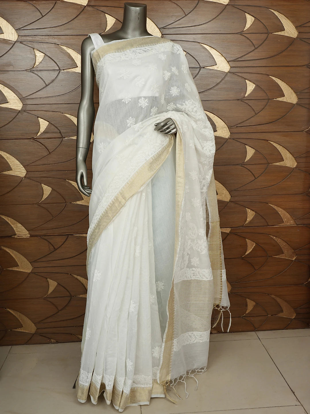 Ada Hand Embroidered White Chanderi Lucknowi Chikankari Saree With Blouse 01A833166