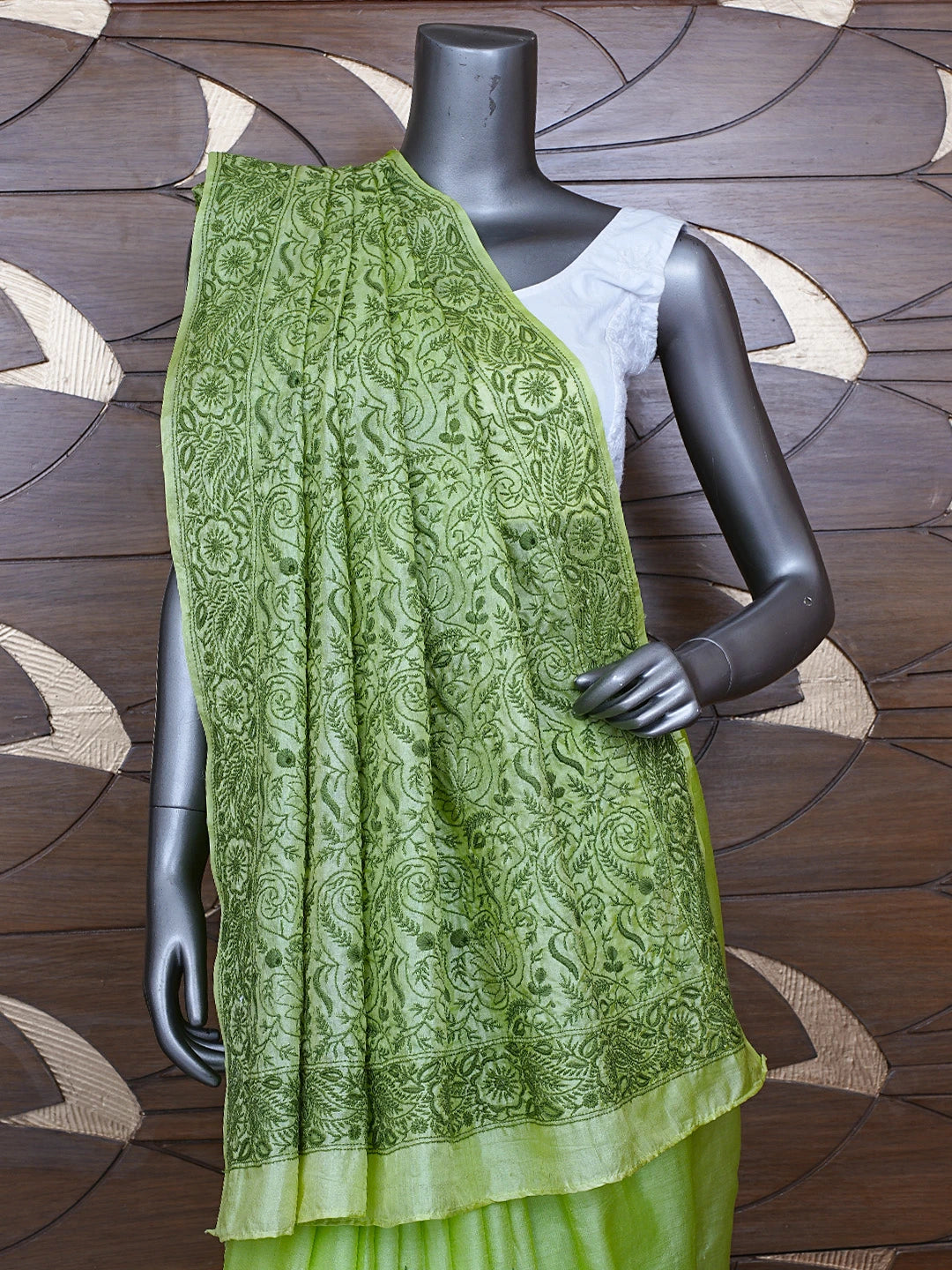 Ada Hand Embroidered Green Silk Lucknowi Chikankari Saree With Blouse 01A627007