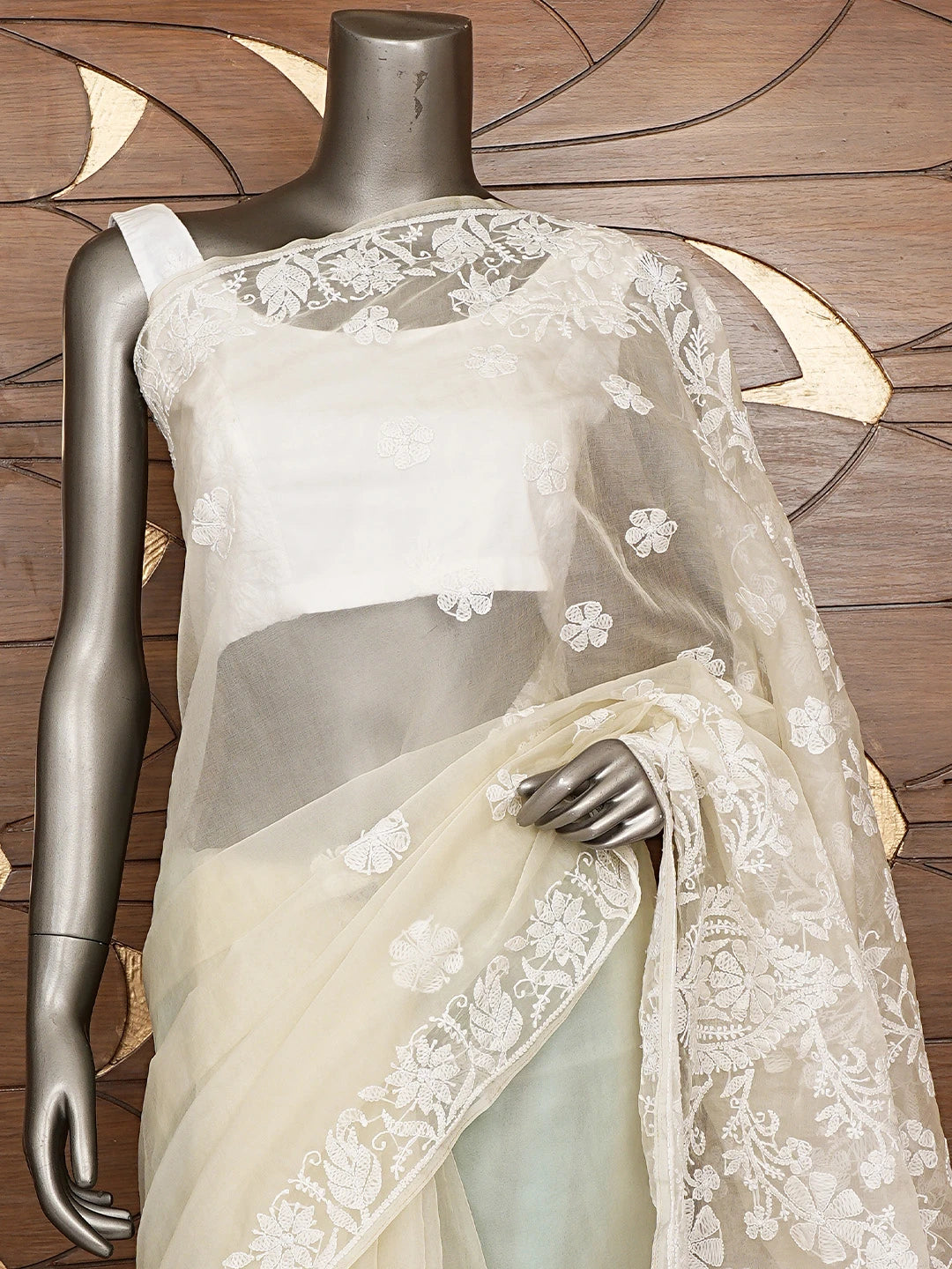 Ada Hand Embroidered Off White Organza Lucknowi Chikankari Saree With Blouse 01A794151
