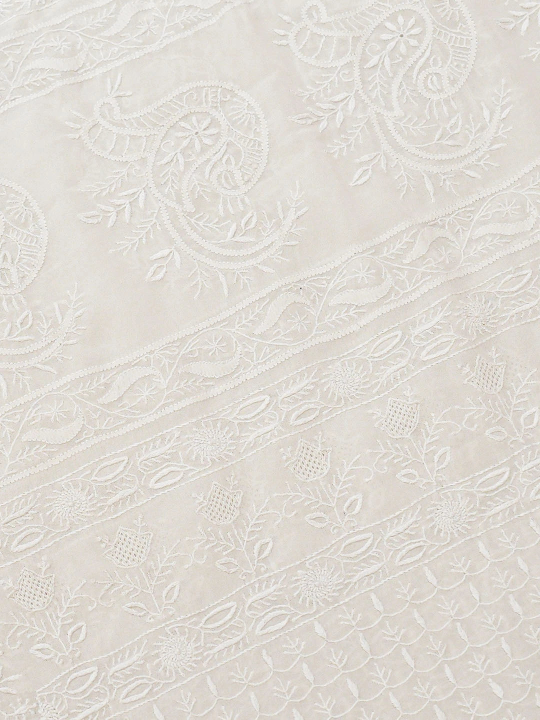 Ada Hand Embroidered White Pure Georgette Lucknowi Chikankari Saree With Blouse 01A856602