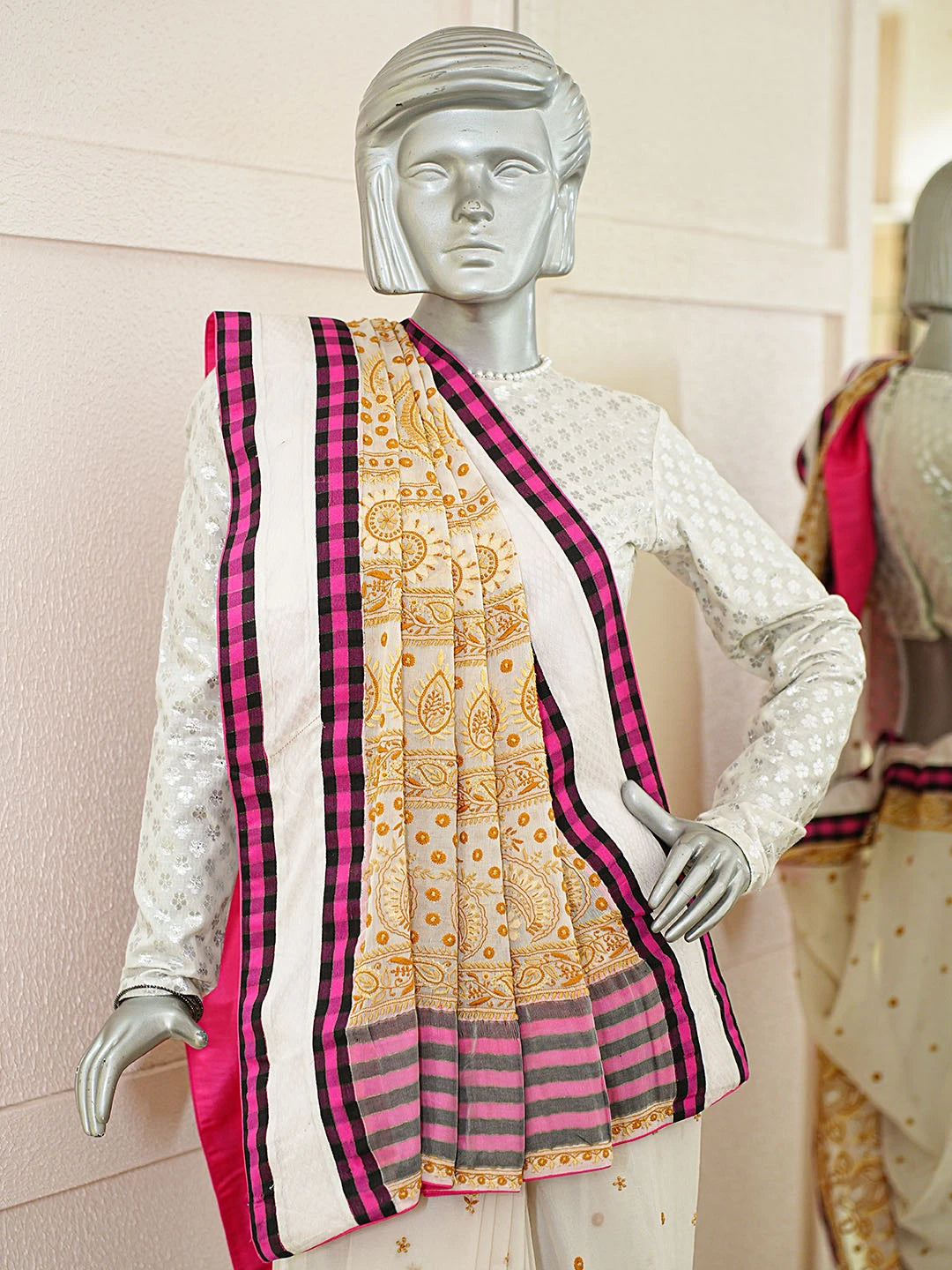 Ada Hand Embroidered Off White Pure Georgette Lucknowi Chikankari Saree With Blouse A514900