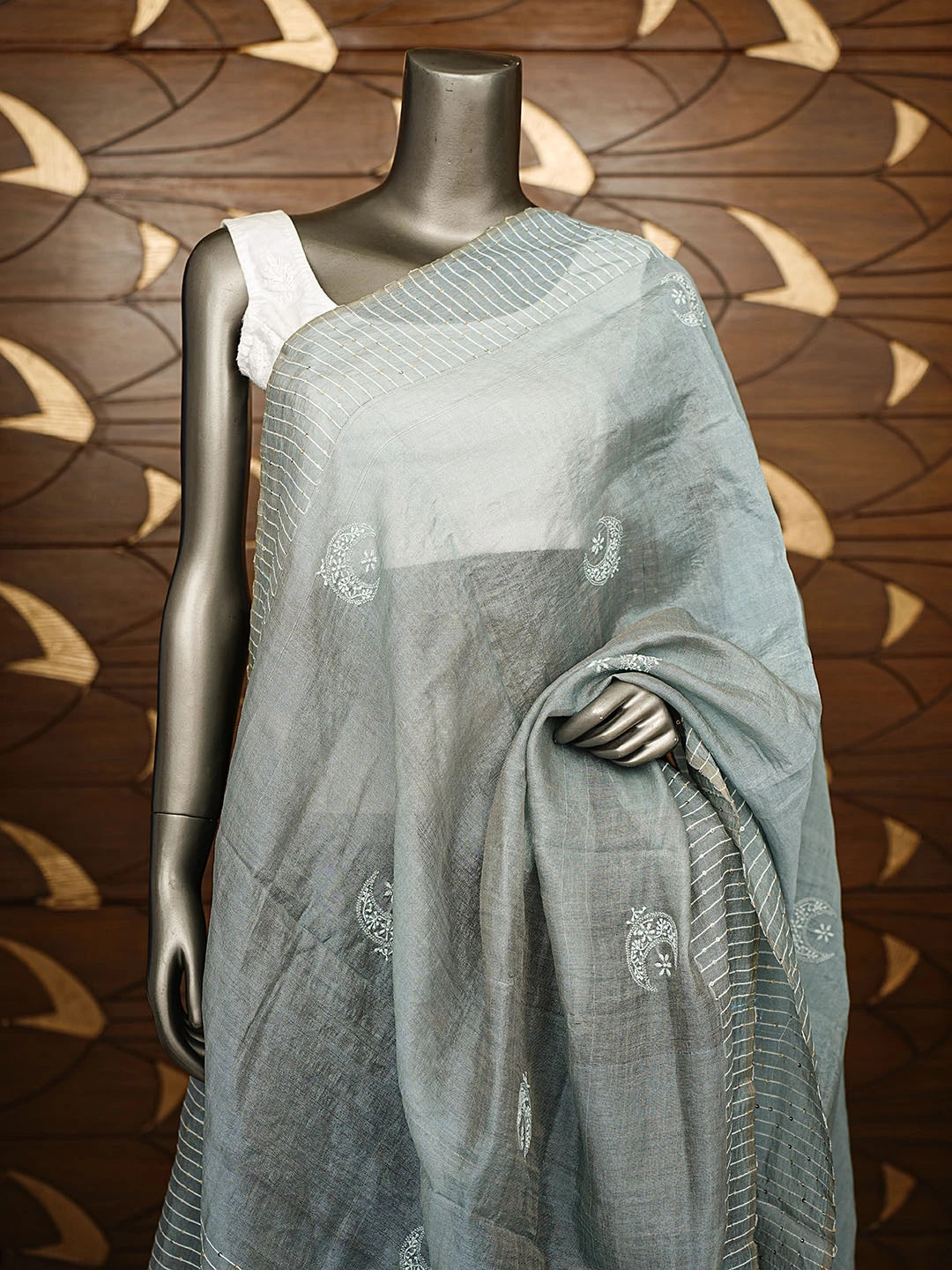 Ada Hand Embroidered Grey Tussar Silk Lucknowi Chikankari Dupatta With Sequinned Work 01A415391