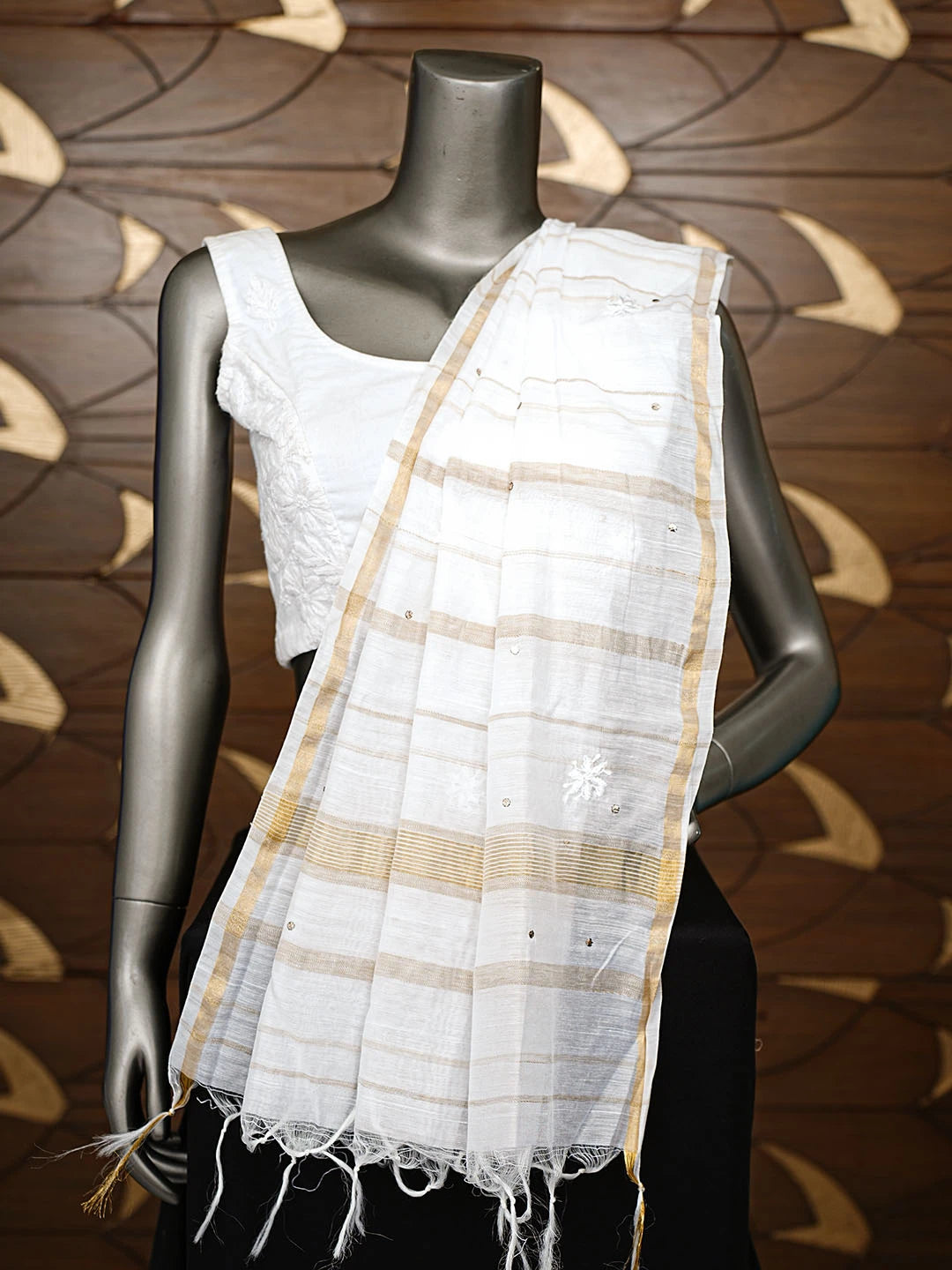 Ada Hand Embroidered White Chanderi Lucknowi Chikankari Dupatta With Mukaish Work 01A858152