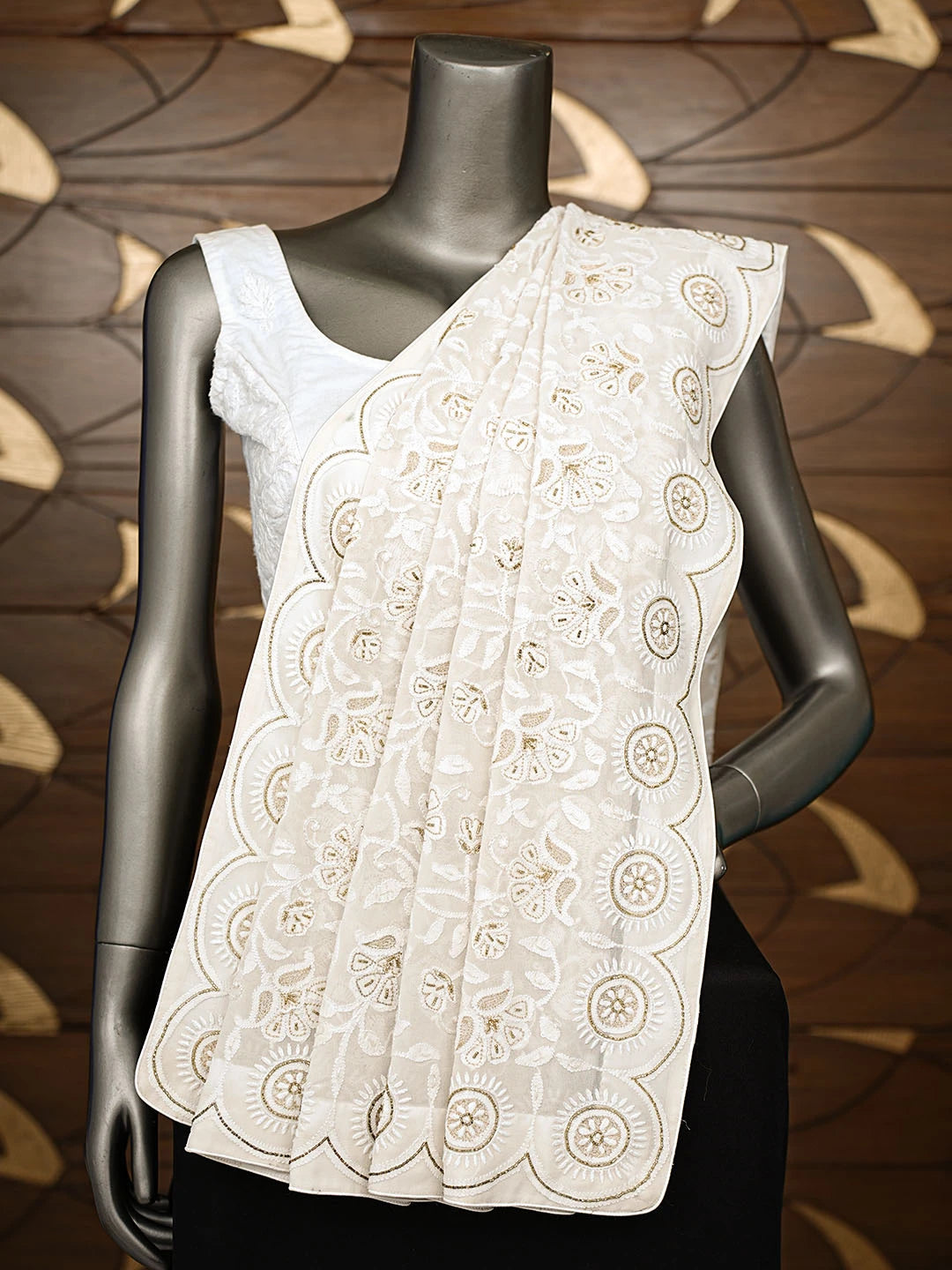Ada Hand Embroidered Off White Pure Georgette Lucknowi Chikankari Dupatta With Zari Work A186901