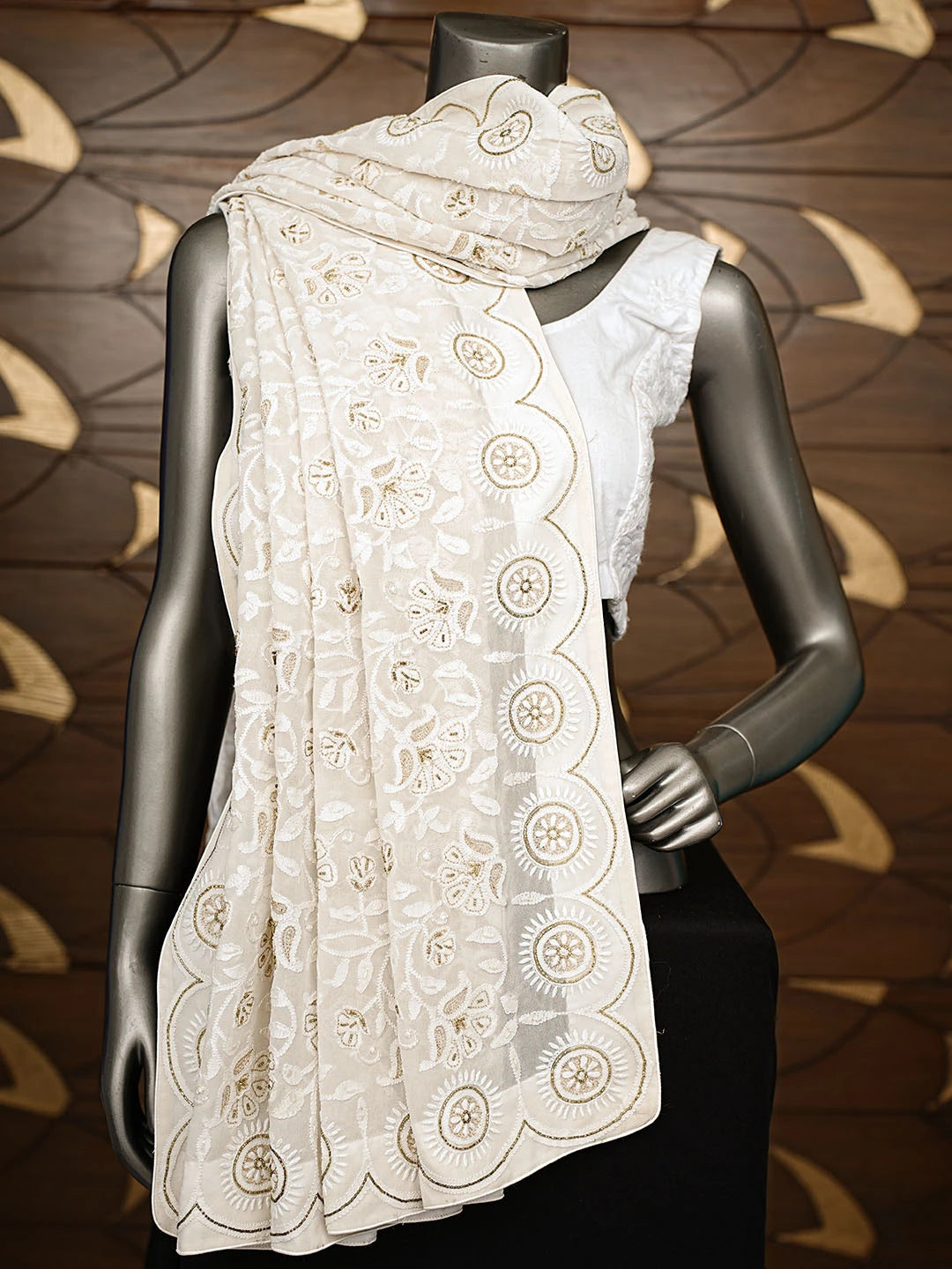 Ada Hand Embroidered Off White Pure Georgette Lucknowi Chikankari Dupatta With Zari Work A186901