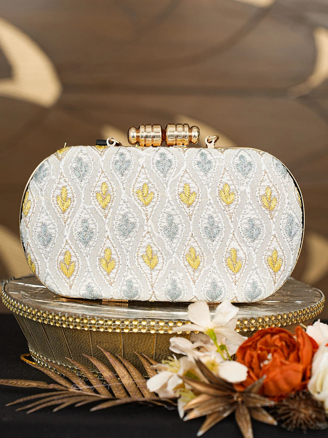 Ada Hand Embroidered Grey Pure Georgette Lucknowi Chikankari Clutch With Zari Work 01A785664