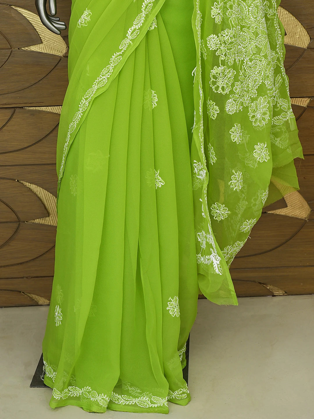 Ada Hand Embroidered Kelly Green Georgette Lucknowi Chikankari Saree With Blouse 01A853820