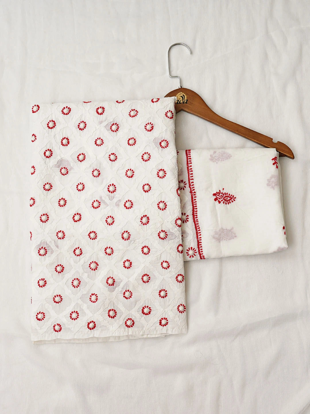 Ada Hand Embroidered White Cotton Lucknowi Chikankari Unstitched Suit Piece 01A844705