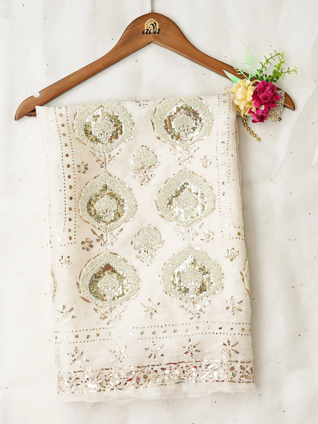 Ada Hand Embroidered White Organza Lucknowi Chikankari Unstitched Kurta Dupatta Set With Mukaish Work 01A849818