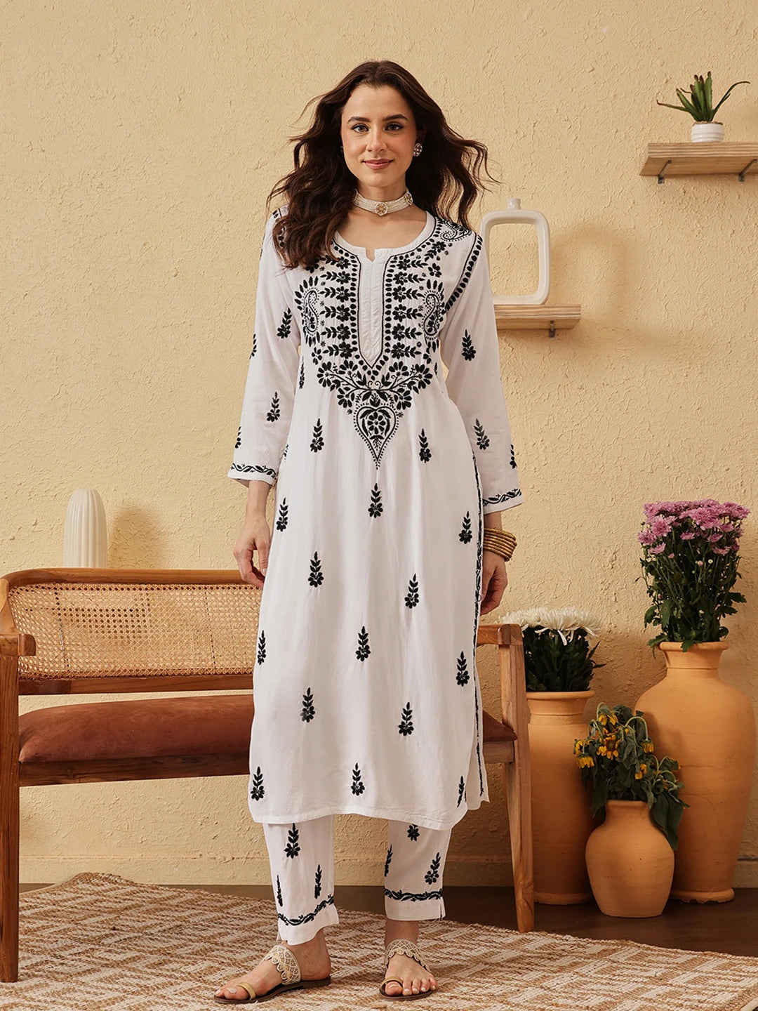 Ada Hand Embroidered White Rayon Lucknowi Chikankari Kurta Set A811367