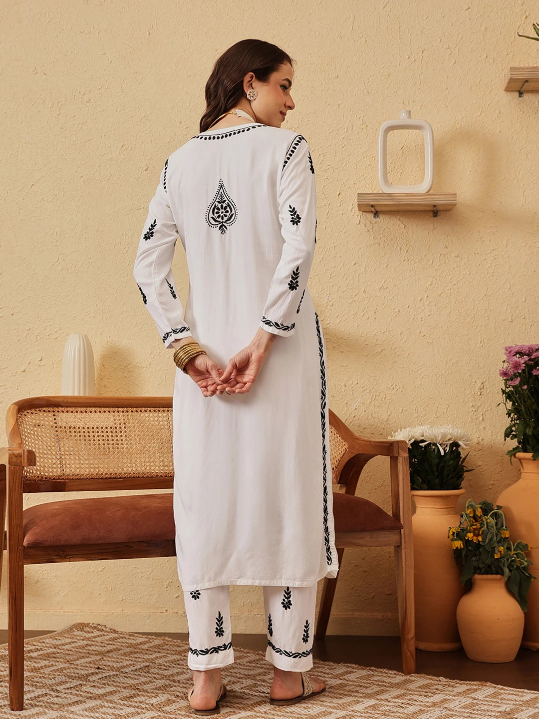 Ada Hand Embroidered White Rayon Lucknowi Chikankari Kurta Set A811367