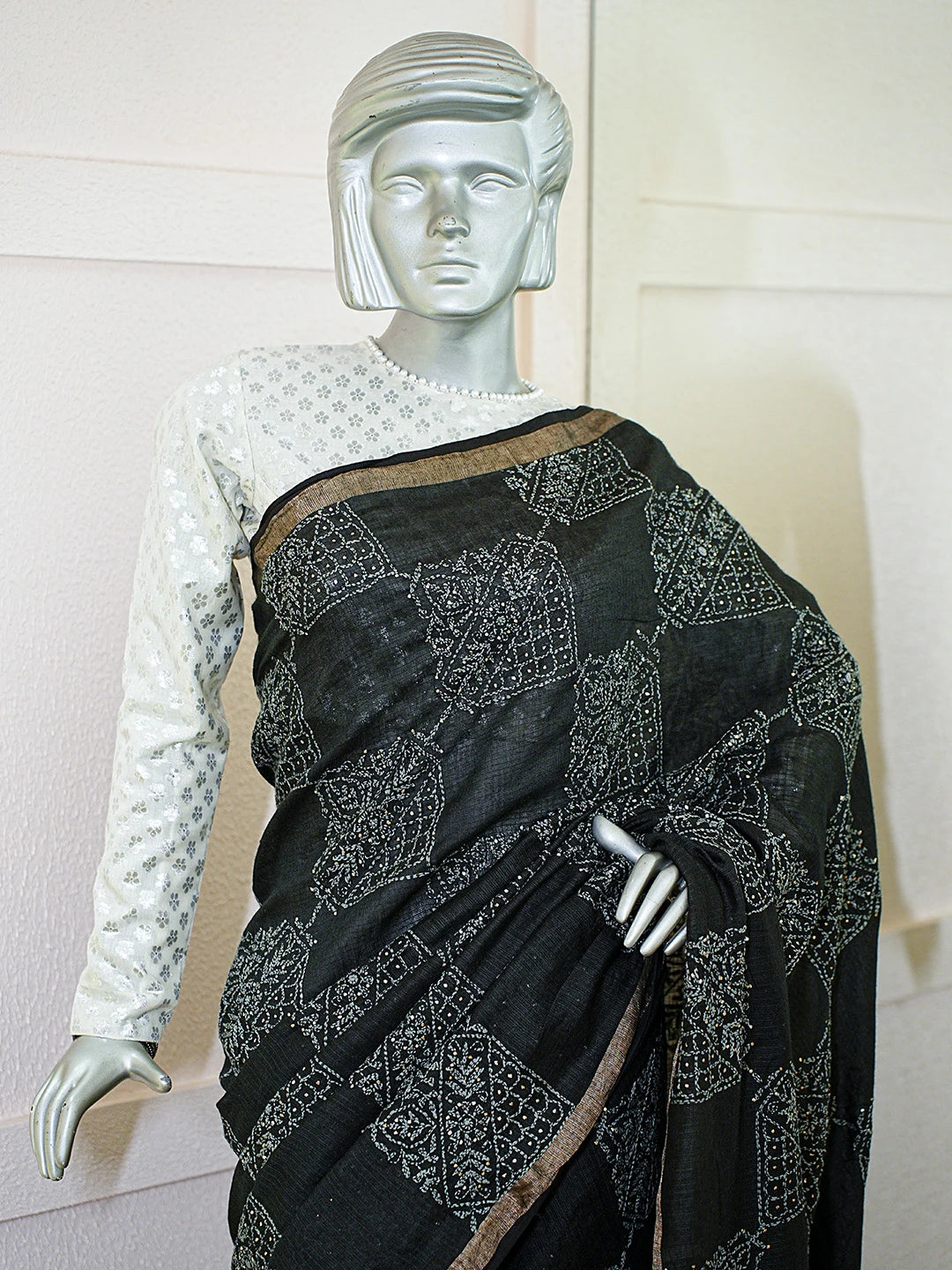 Ada Hand Embroidered Black Kota Moonga Lucknowi Chikankari Saree With Blouse With Mukaish Work 01A719223