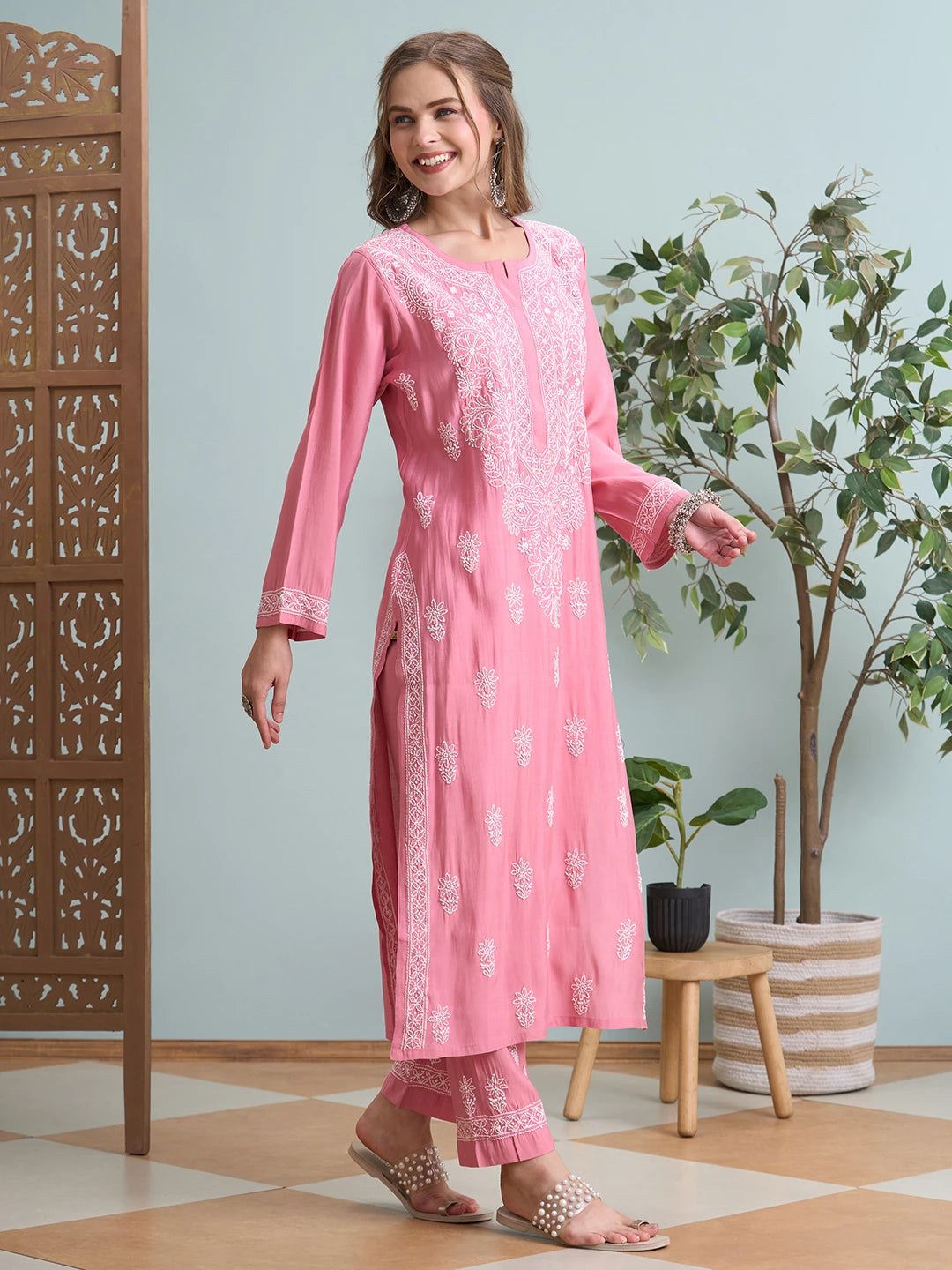 Ada Hand Embroidered Onion Pink Chanderi Lucknowi Chikankari Kurta Set A811359
