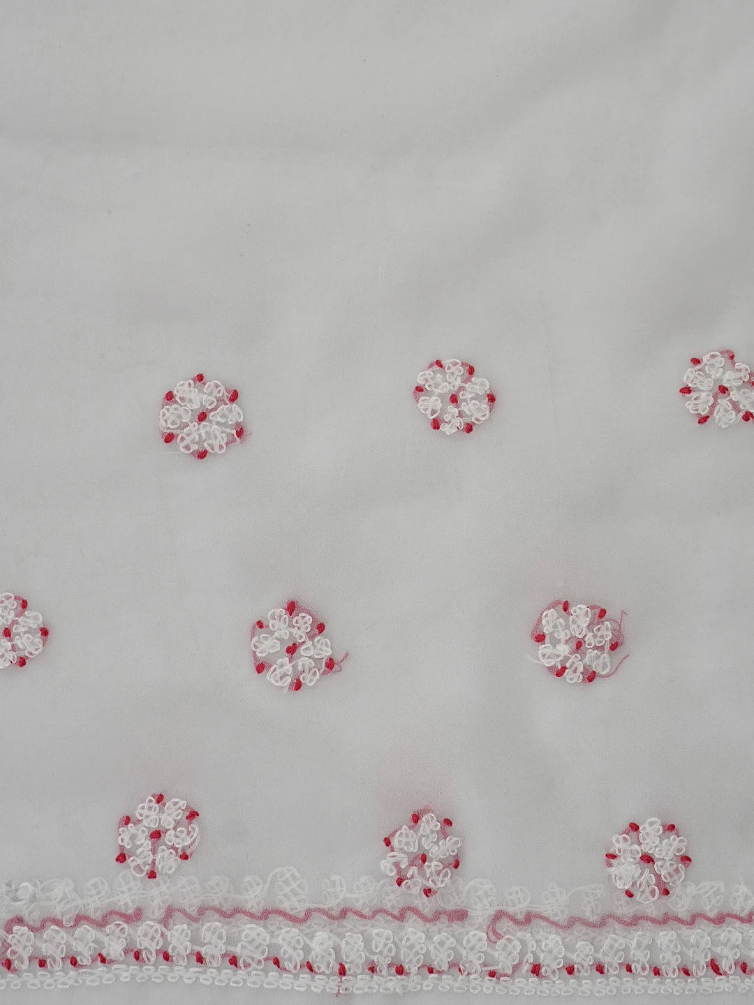 Ada Hand Embroidered White Georgette Lucknowi Chikankari Saree With Blouse 01A853688