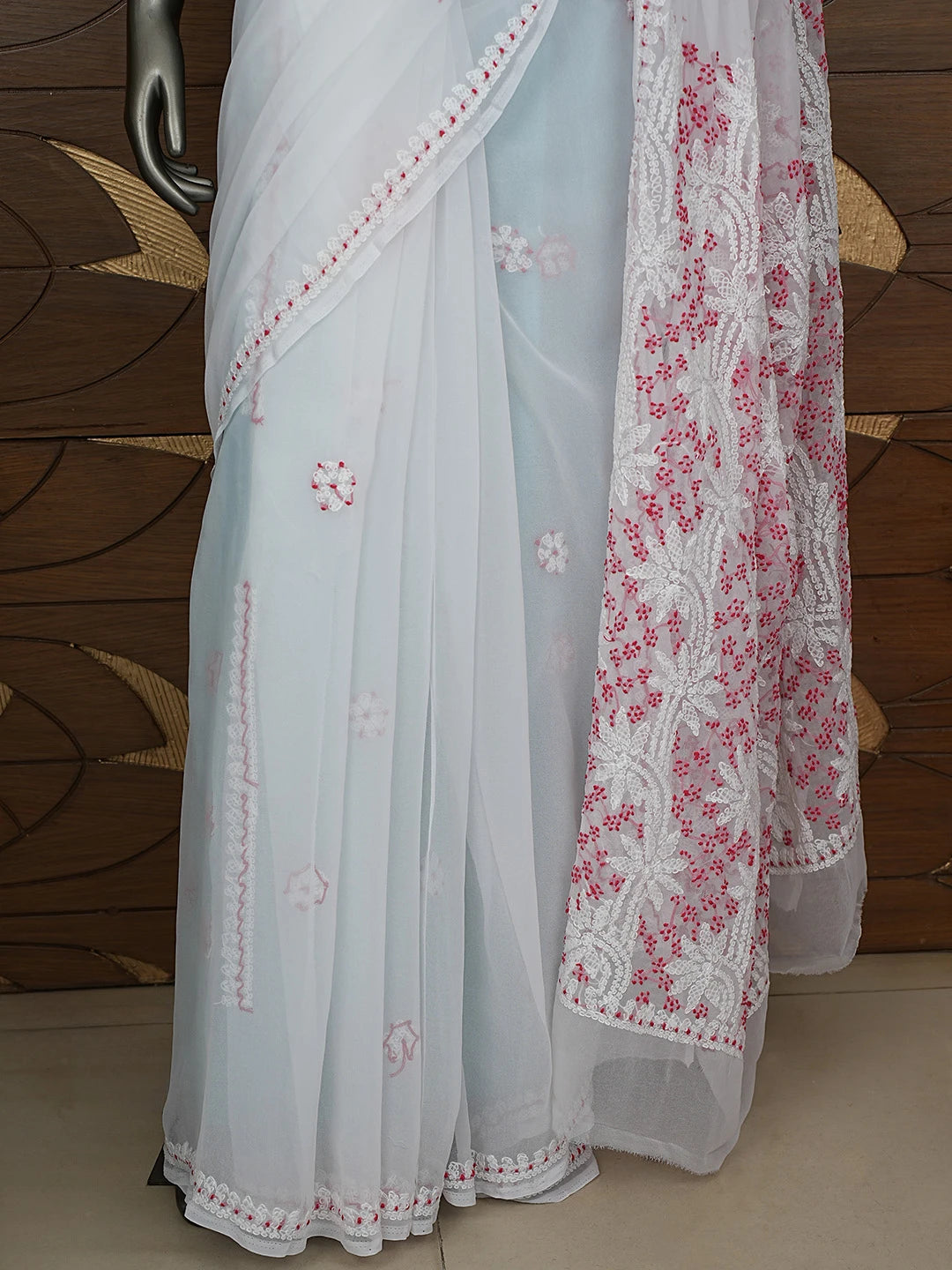 Ada Hand Embroidered White Georgette Lucknowi Chikankari Saree With Blouse 01A853688