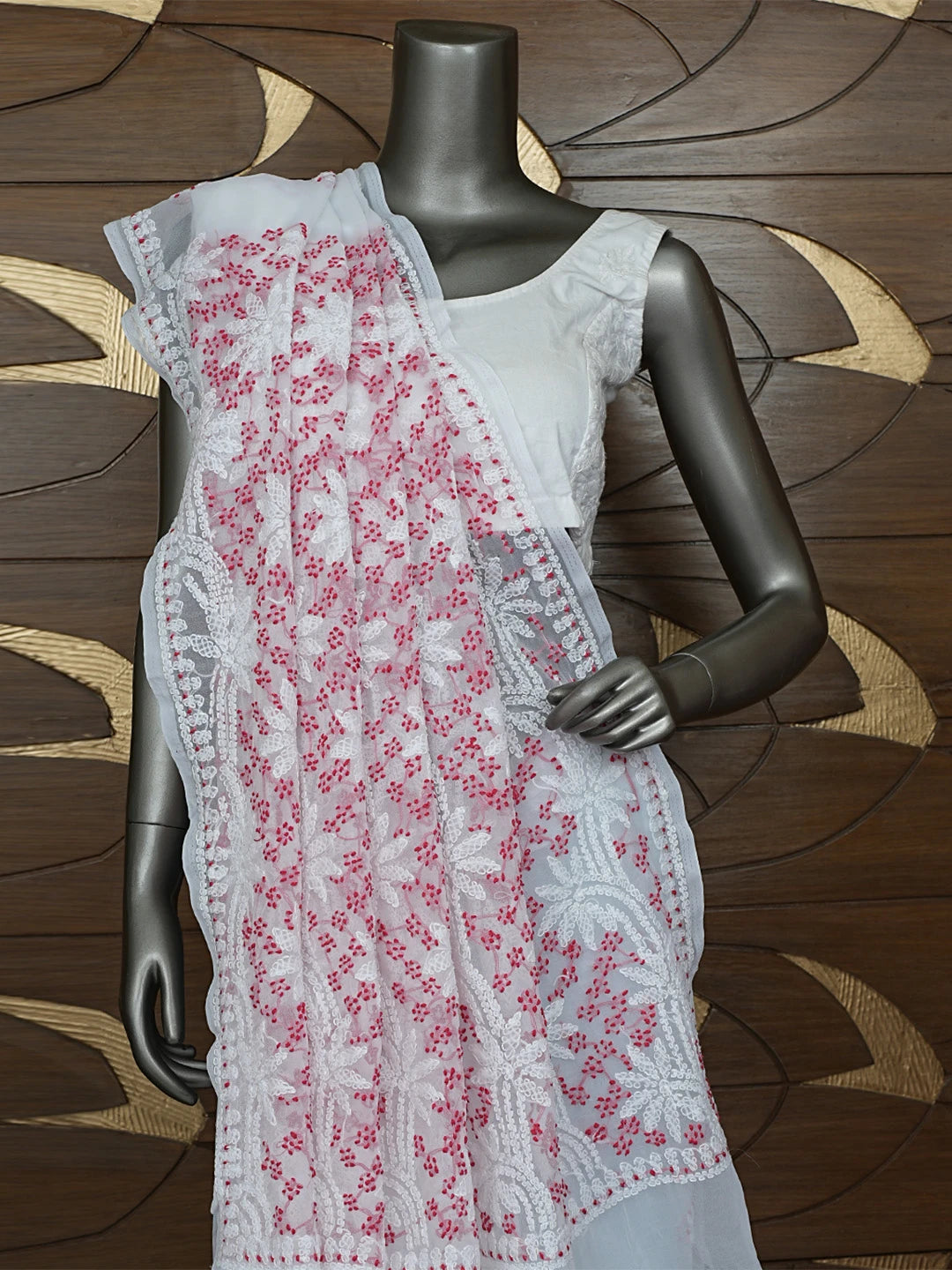 Ada Hand Embroidered White Georgette Lucknowi Chikankari Saree With Blouse 01A853688