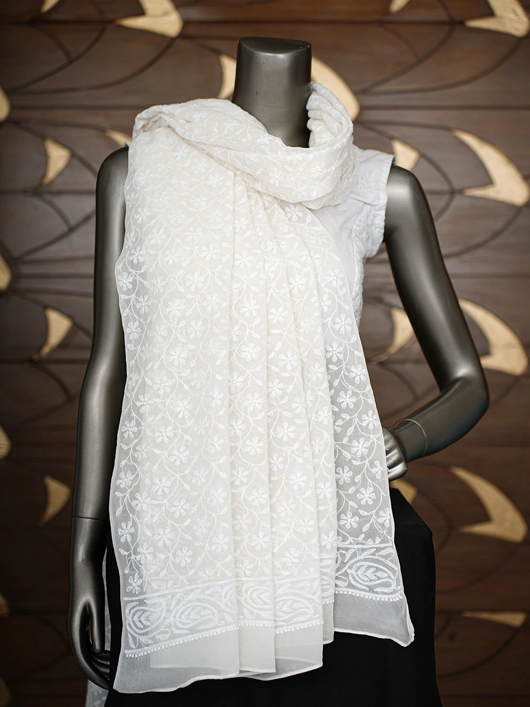 Ada Hand Embroidered White Pure Georgette Lucknowi Chikankari Dupatta 01A672452