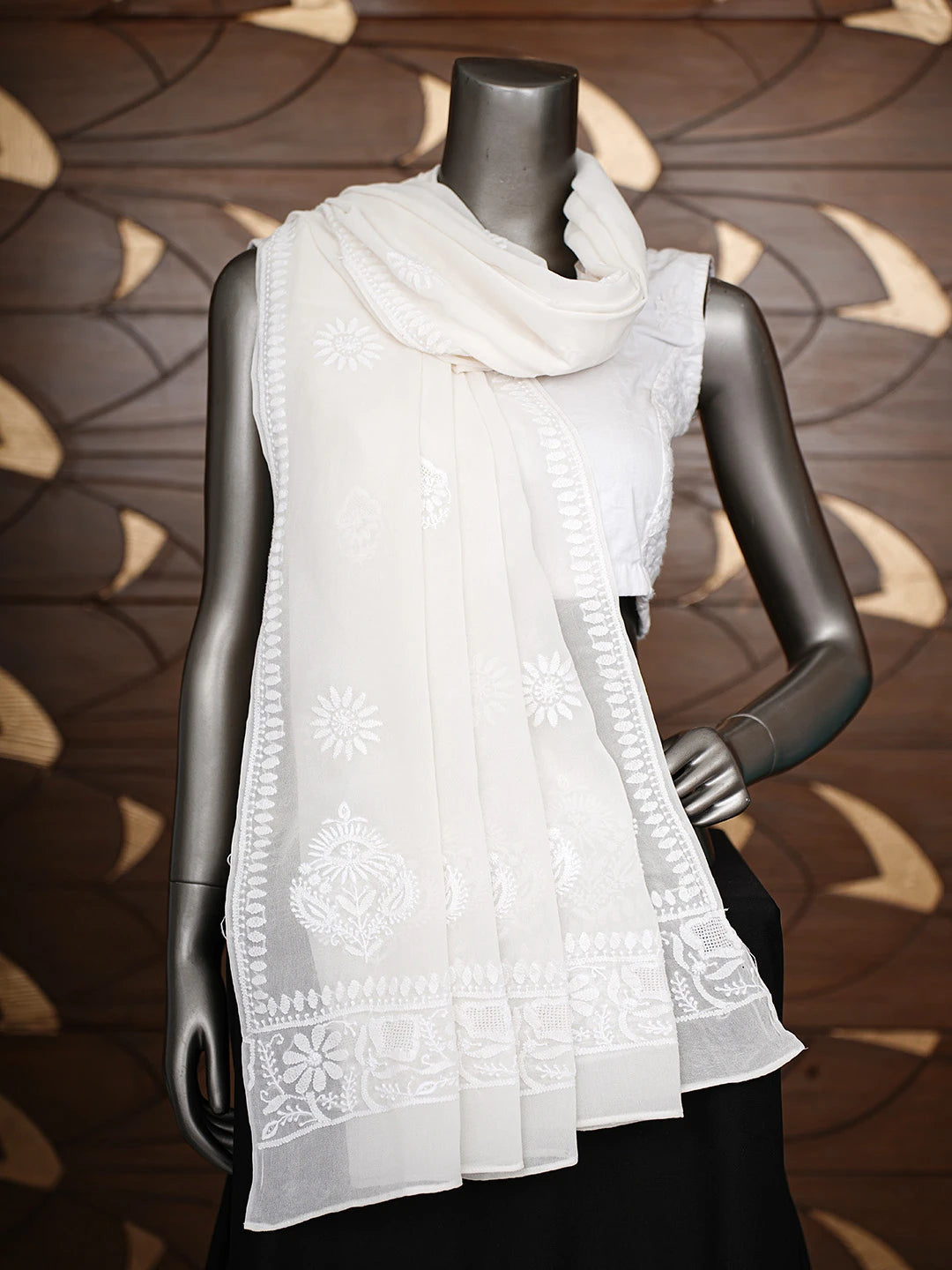 Ada Hand Embroidered White Pure Georgette Lucknowi Chikankari Dupatta 01A672450