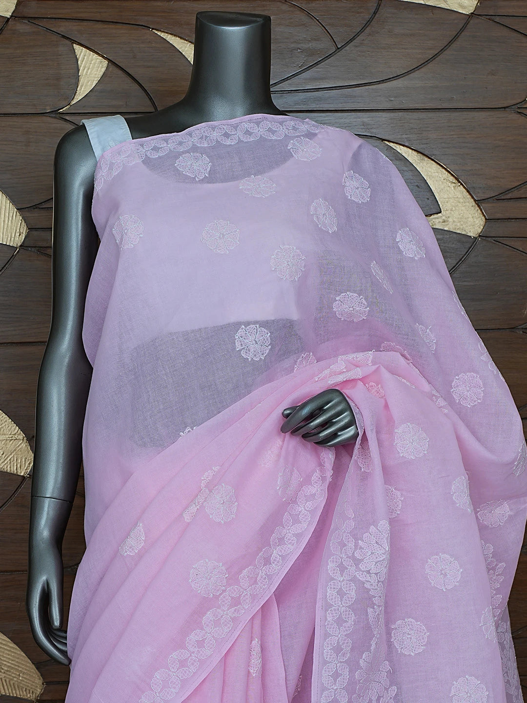 Ada Hand Embroidered Pink Cotton Lucknowi Chikankari Saree With Blouse 01A866175