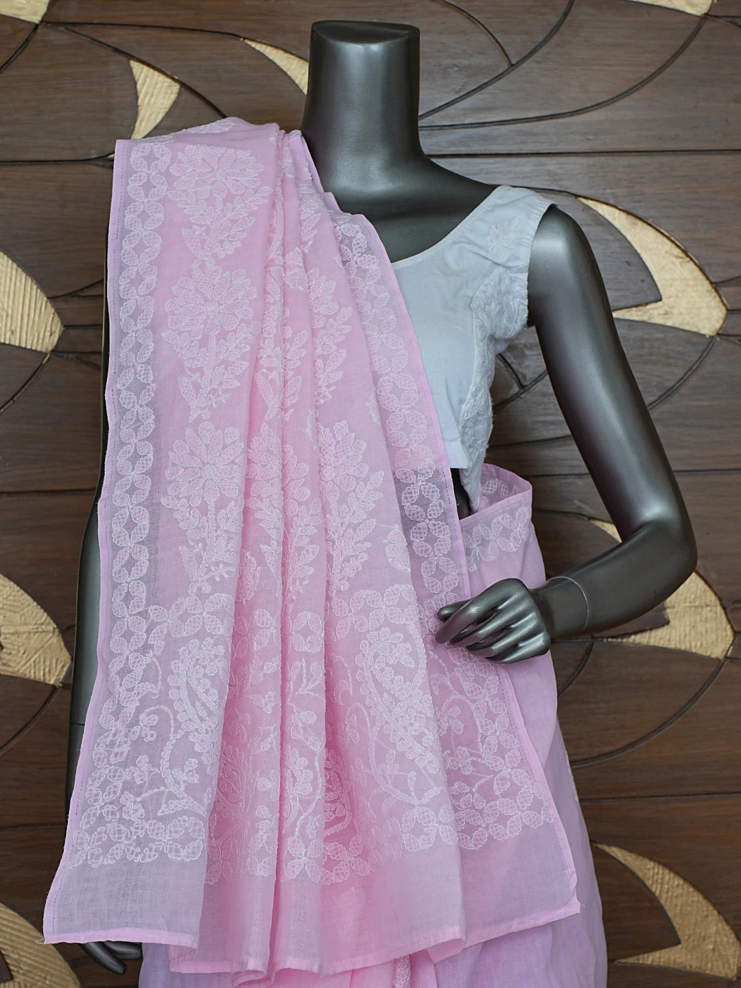 Ada Hand Embroidered Pink Cotton Lucknowi Chikankari Saree With Blouse 01A866175