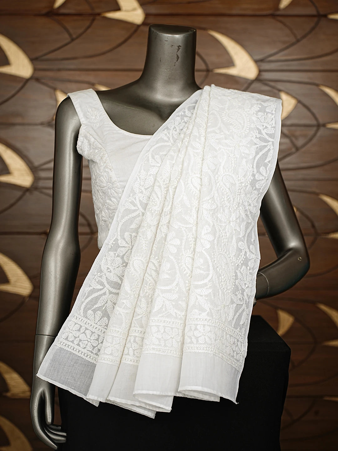 Ada Hand Embroidered White Cotton Lucknowi Chikankari Dupatta 01A562414