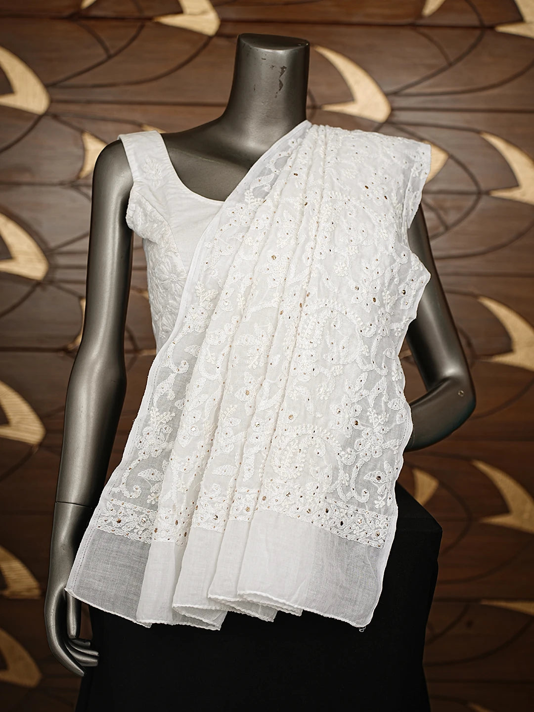 Ada Hand Embroidered White Cotton Lucknowi Chikankari Dupatta Muqaish Work 01A780007