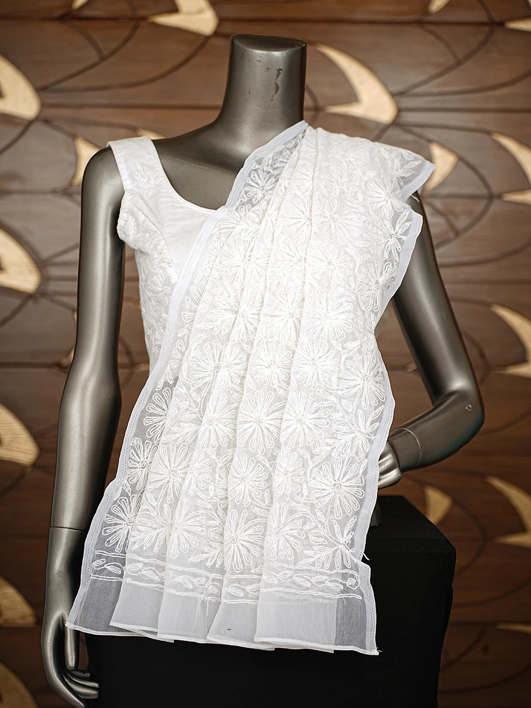 Ada Hand Embroidered White Georgette Lucknowi Chikankari Dupatta 01A865914