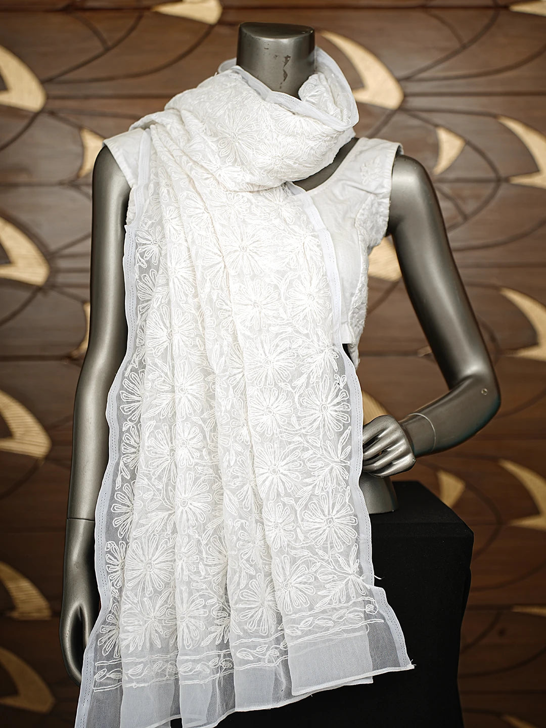 Ada Hand Embroidered White Georgette Lucknowi Chikankari Dupatta 01A865914
