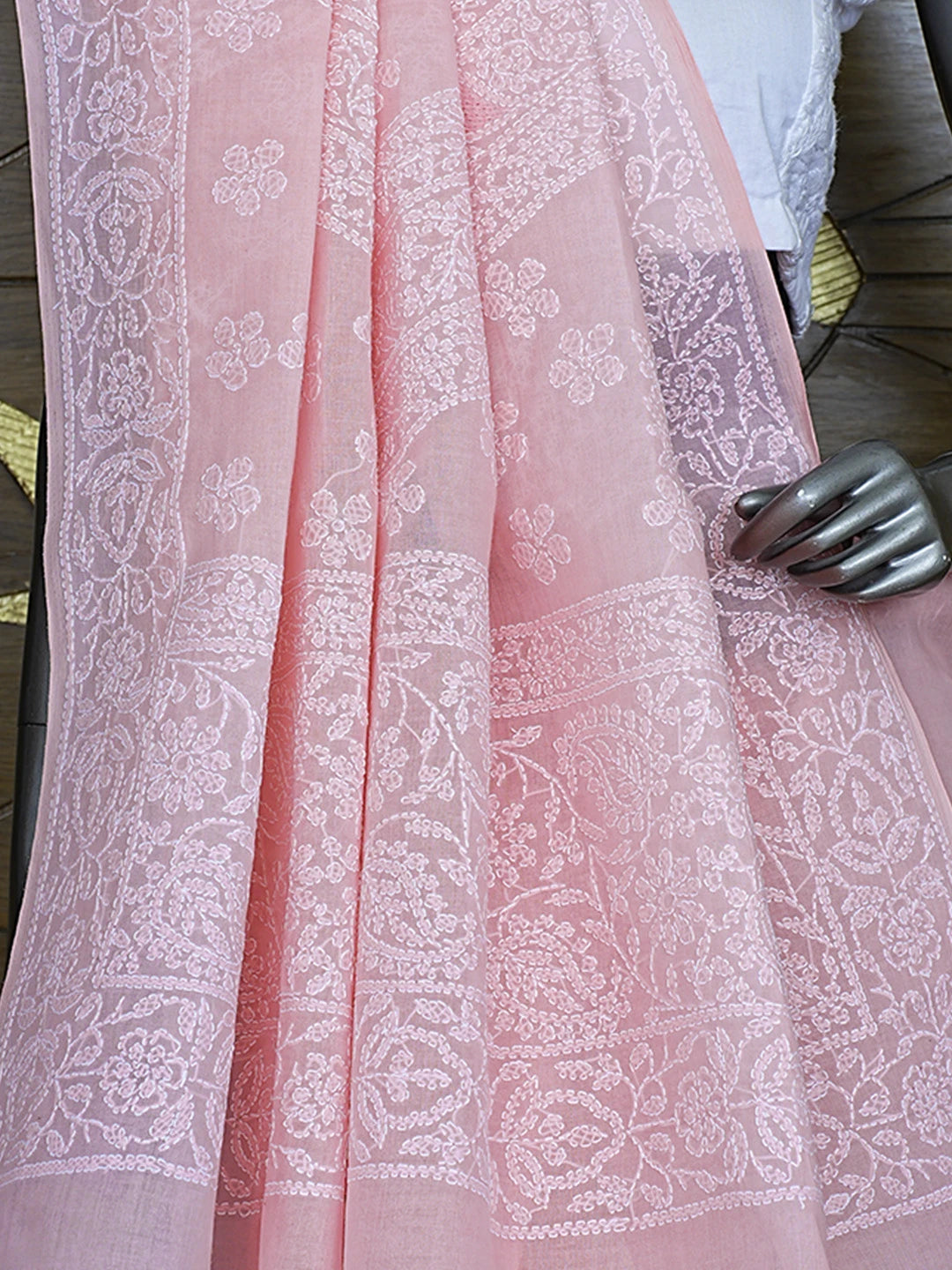 Ada Hand Embroidered Pink Cotton Lucknowi Chikankari Saree With Blouse 01A872939
