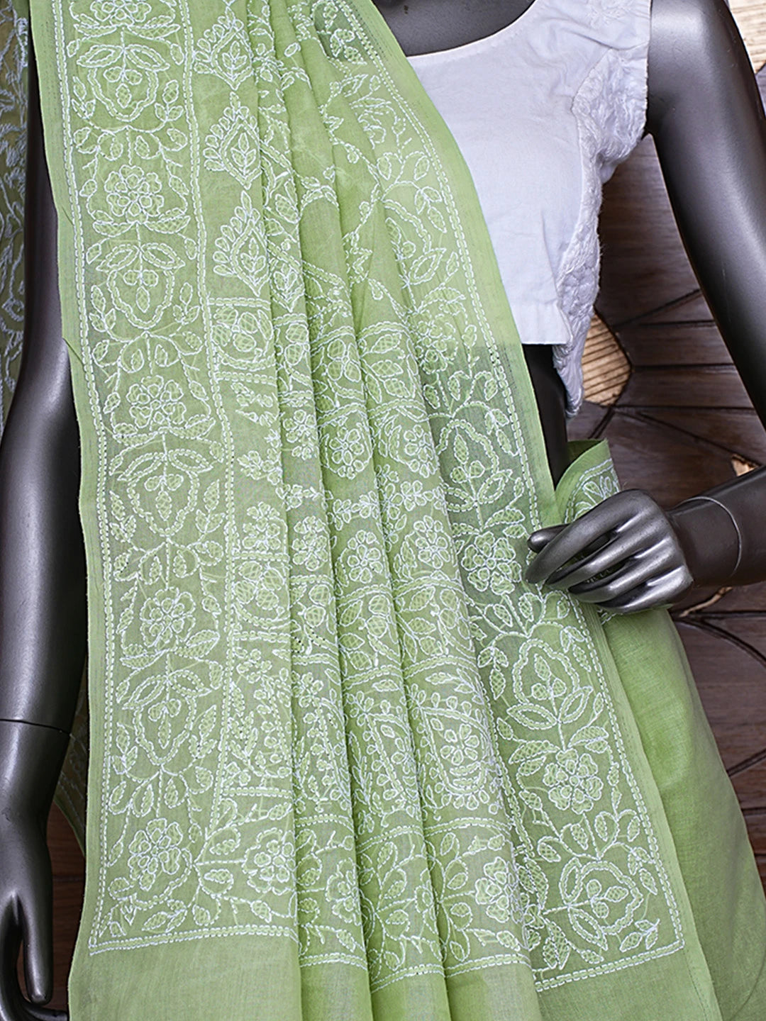 Ada Hand Embroidered Green Cotton Lucknowi Chikankari Saree With Blouse 01A872936