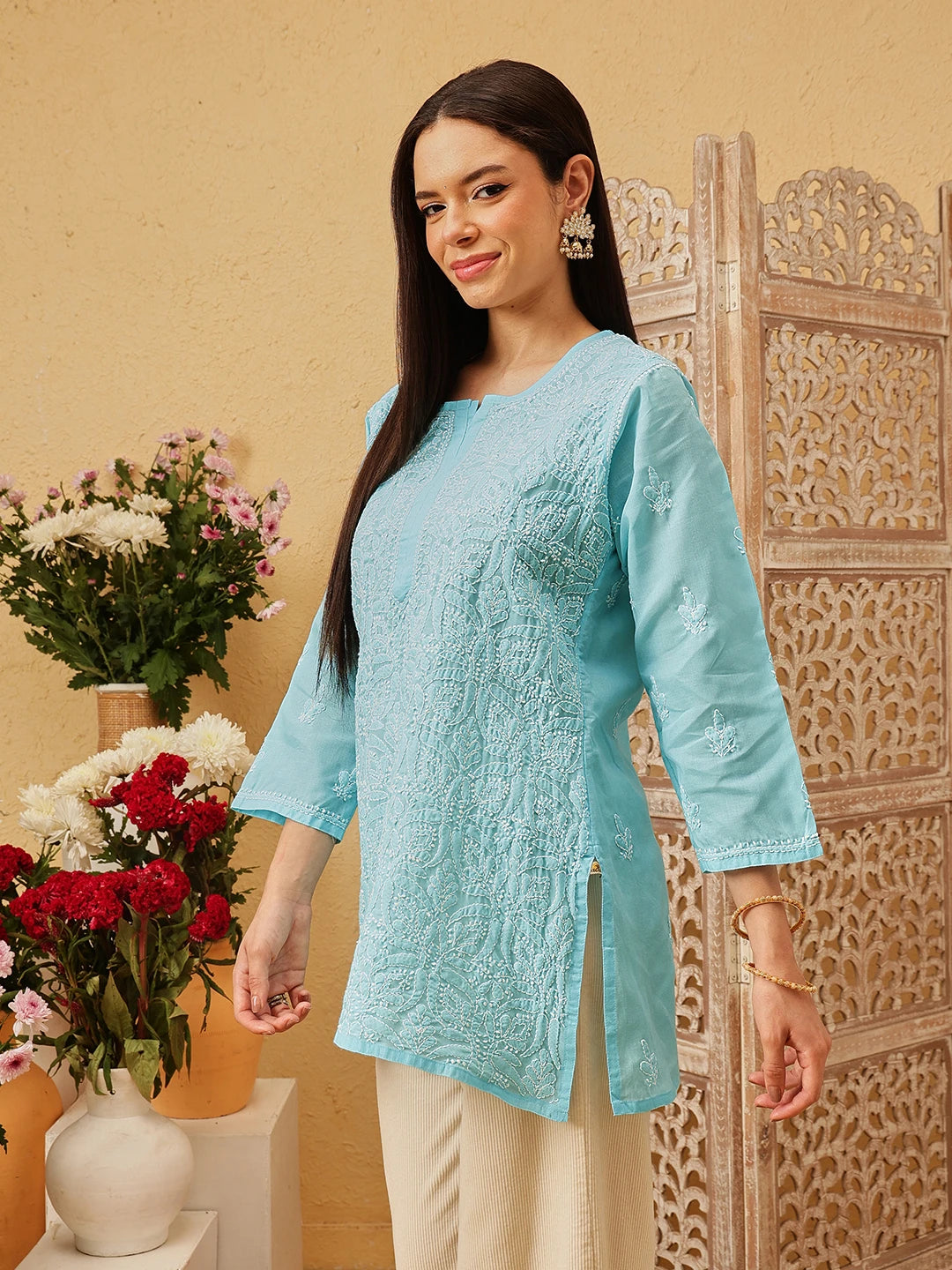 Ada Hand Embroidered Blue Cotton Lucknowi Chikankari Straight Kurti A911552