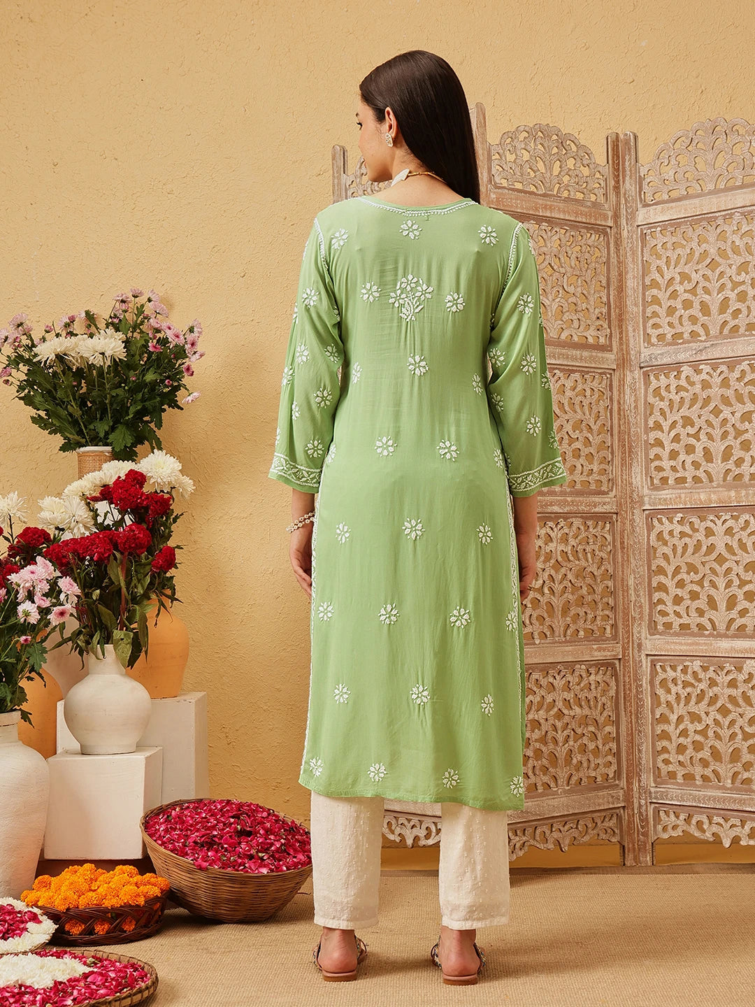Ada Hand Embroidered Green Modal Lucknowi Chikankari Straight Kurta A411803