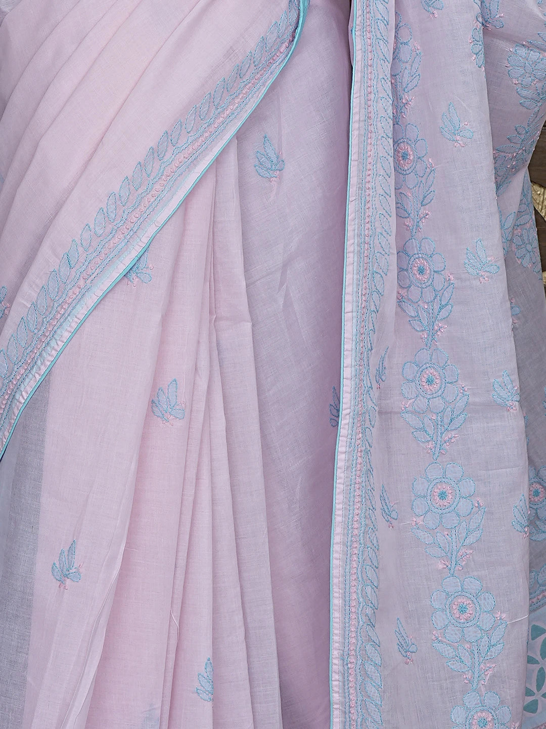 Ada Hand Embroidered Pink Cotton Lucknowi Chikankari Saree With Blouse 01A873017