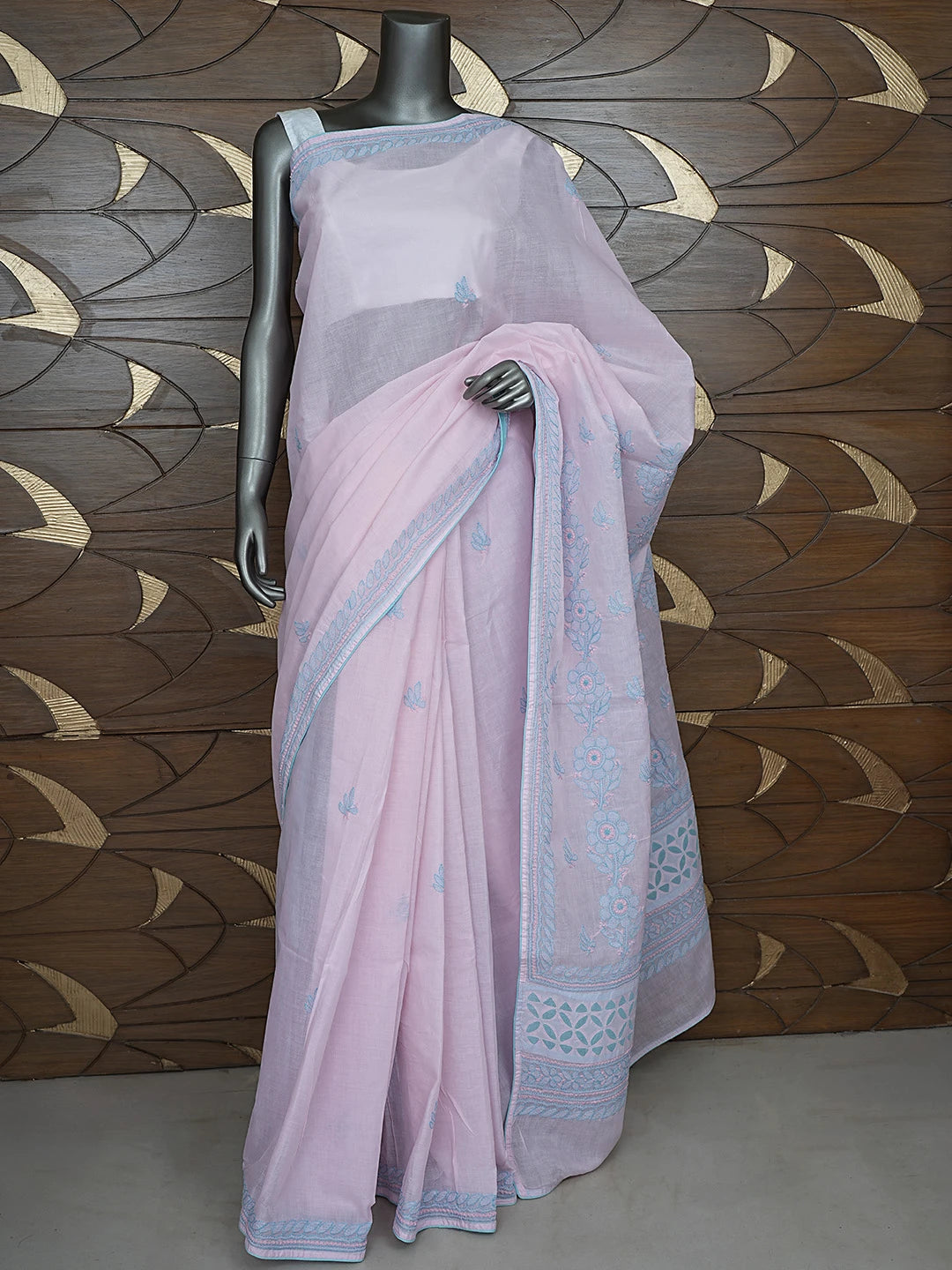 Ada Hand Embroidered Pink Cotton Lucknowi Chikankari Saree With Blouse 01A873017