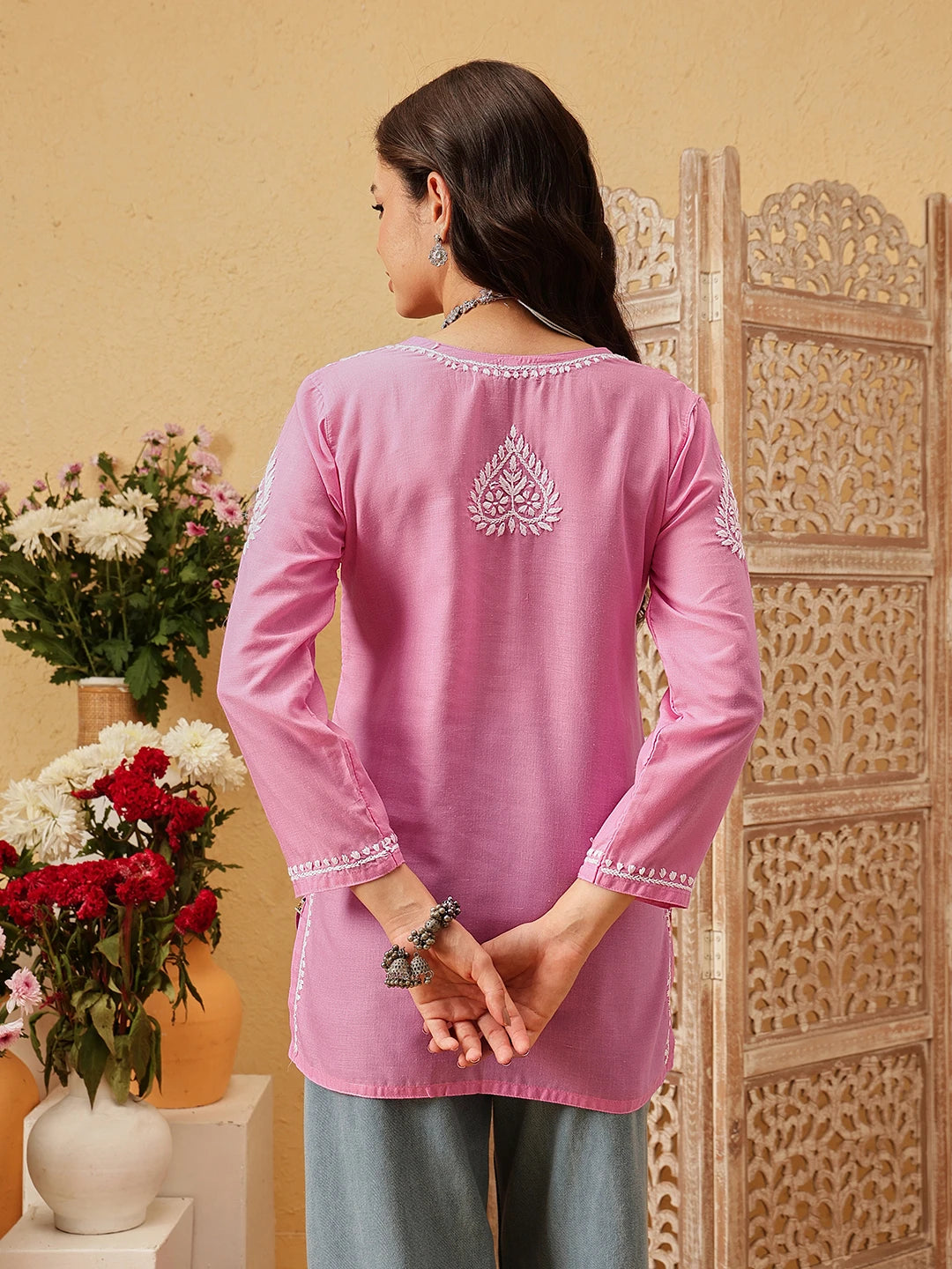 Ada Hand Embroidered Dark Pink Cotton Lucknowi Chikankari Kurti A911549