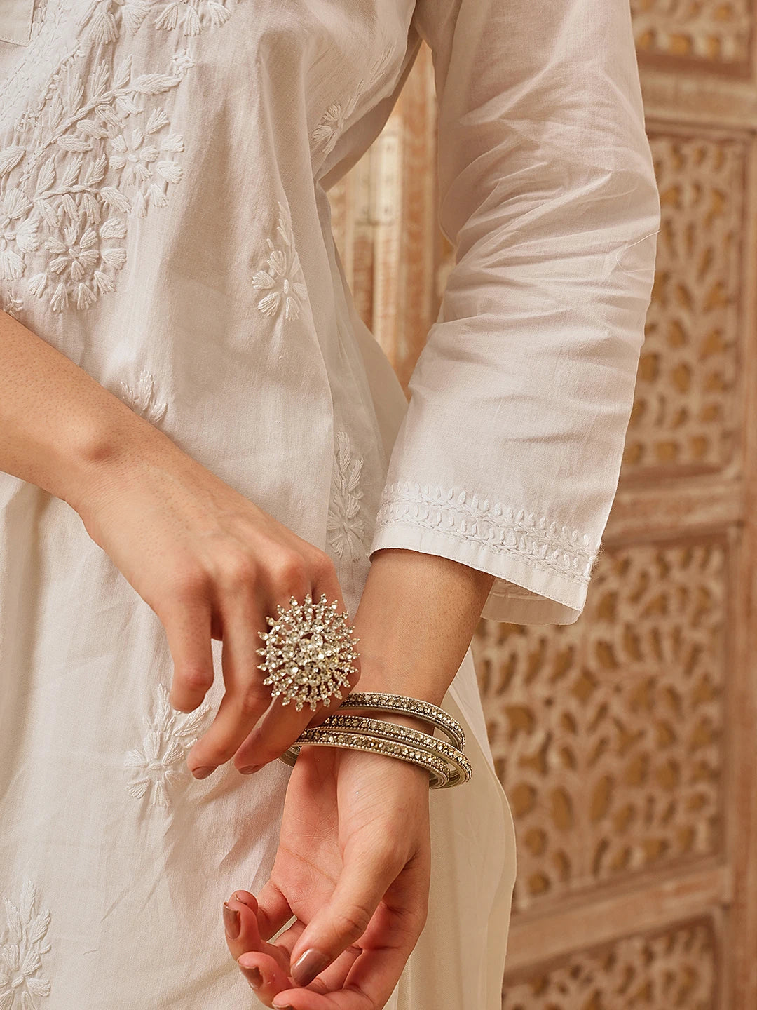 Ada Hand Embroidered White Cotton Lucknowi Chikankari Straight Kurta A411797