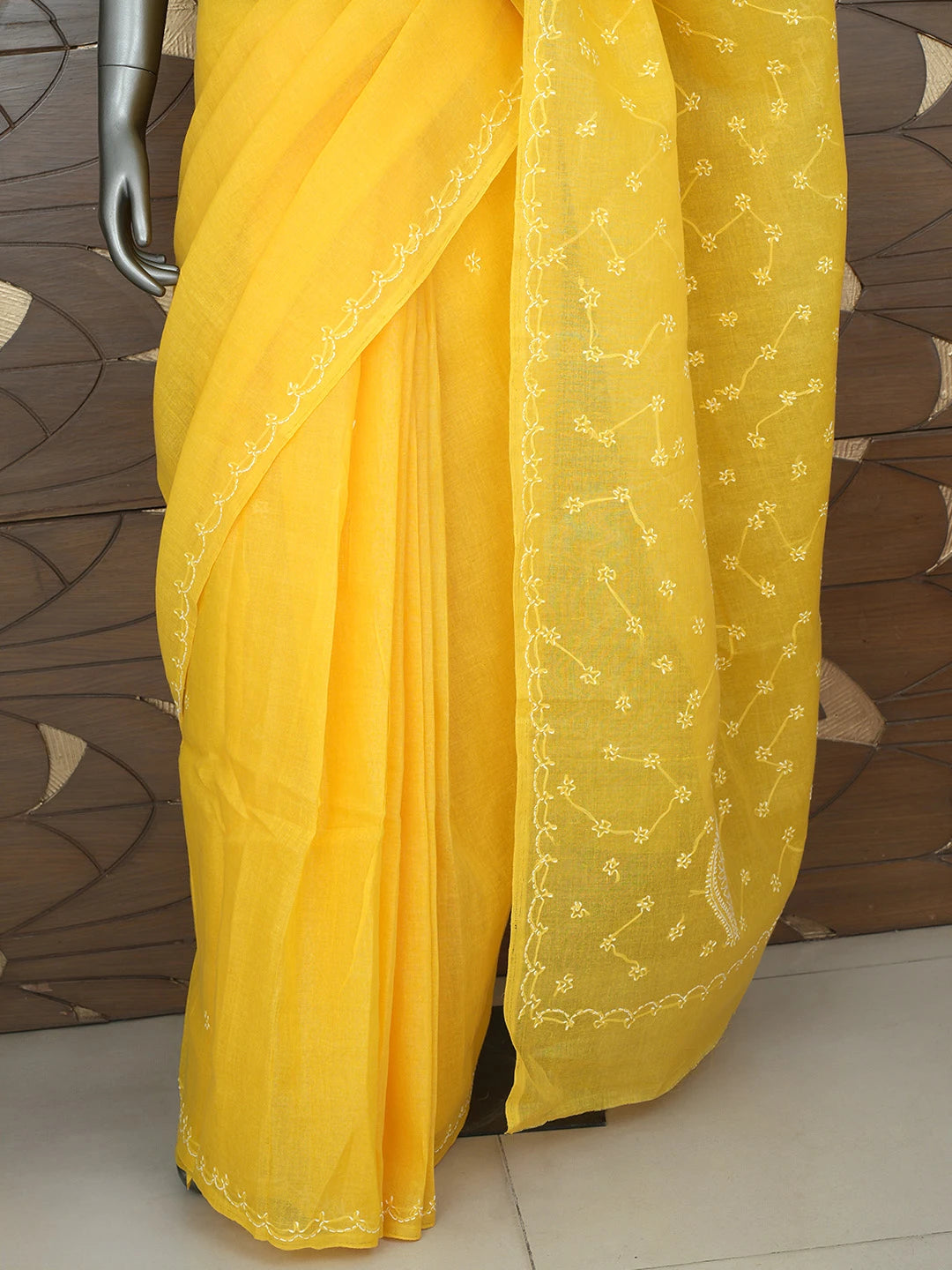 Ada Hand Embroidered Yellow Cotton Lucknowi Chikankari Saree With Blouse 01A882876